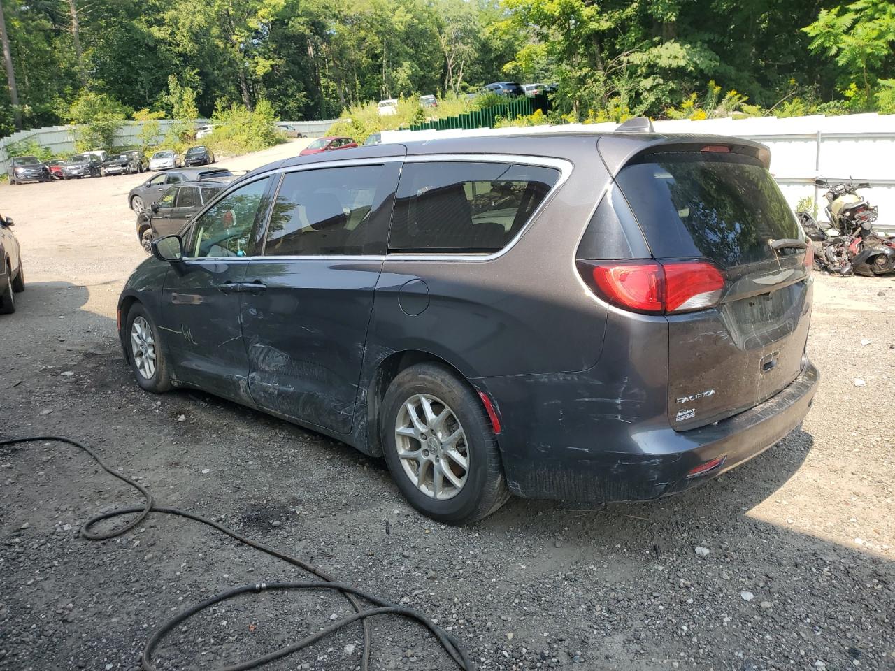 2C4RC1DG3HR508539 2017 CHRYSLER PACIFICA - Image 2