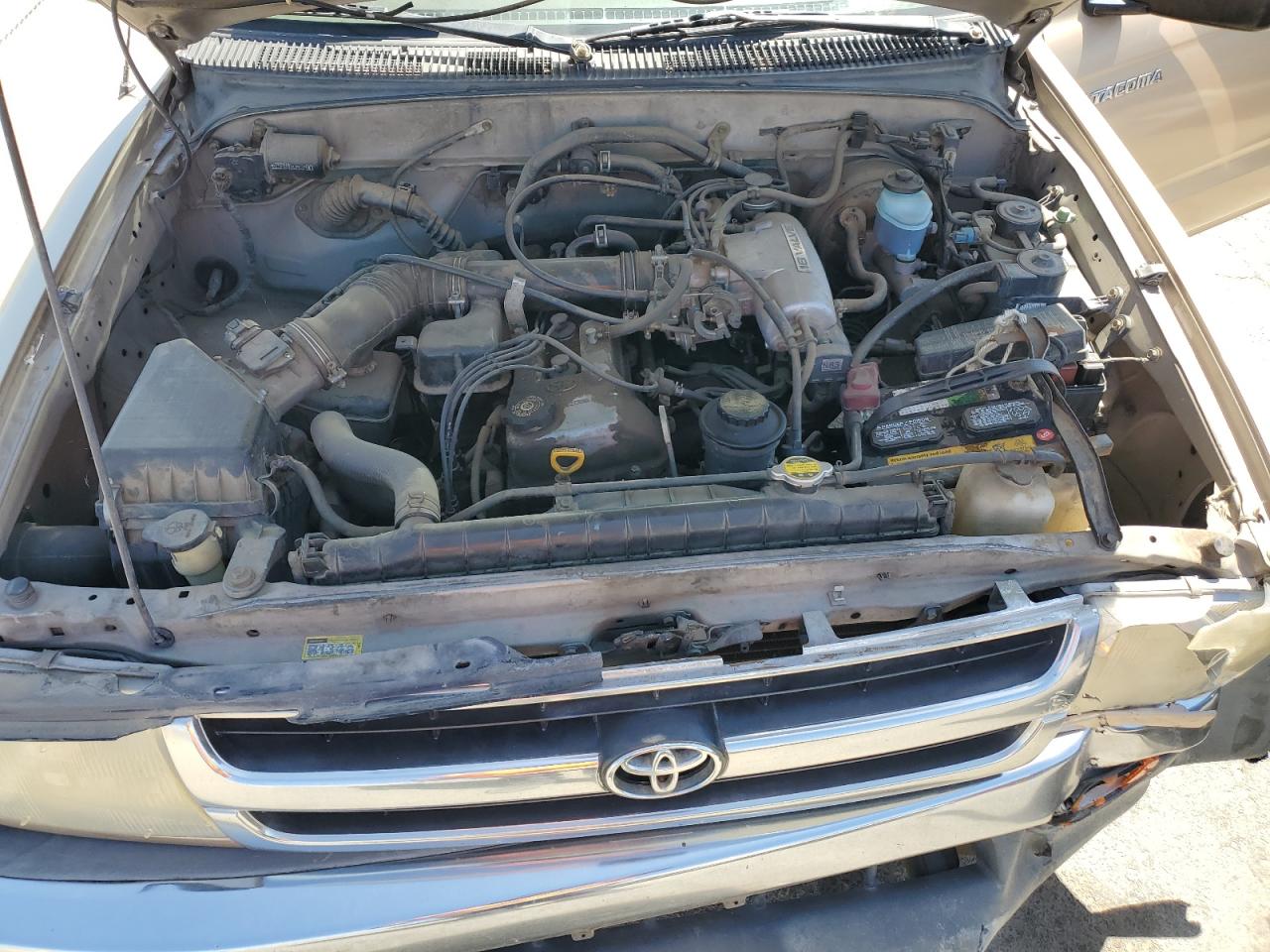 1999 Toyota Tacoma Xtracab VIN: 4TAVL52N3XZ460872 Lot: 67917704