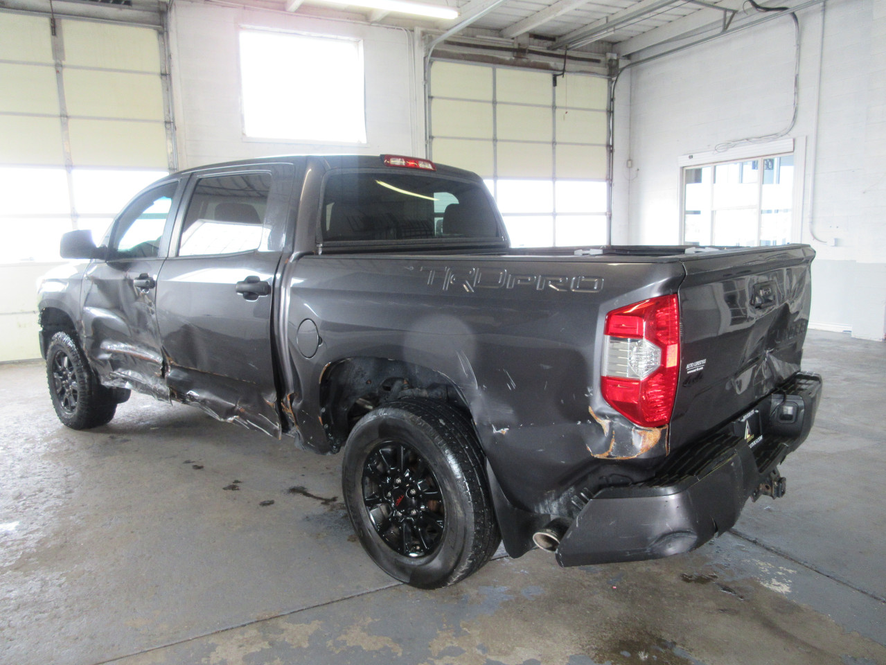 2016 Toyota Tundra Crewmax Sr5 vin: 5TFDW5F1XGX541300