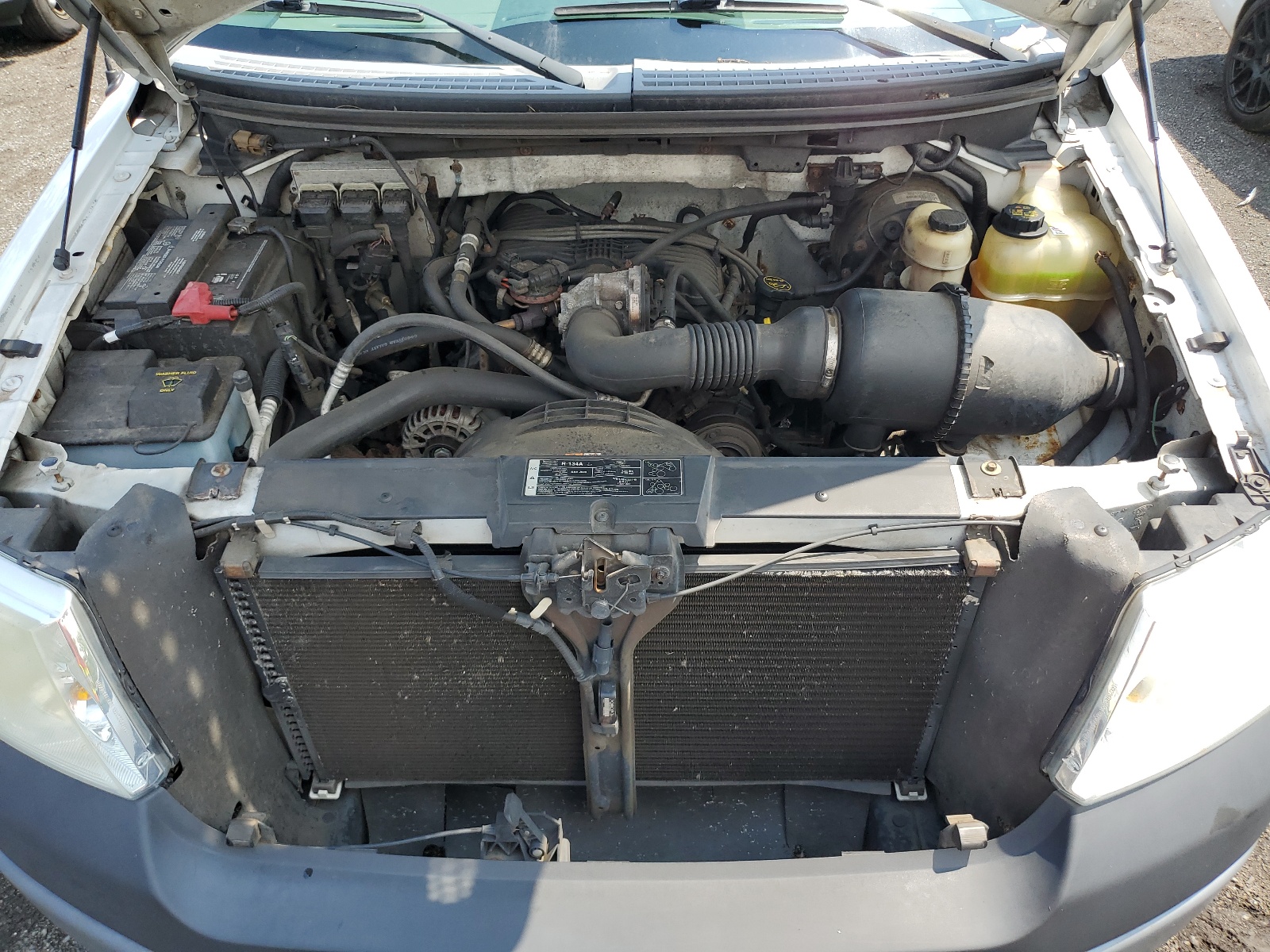 1FTRF12257NA49718 2007 Ford F150