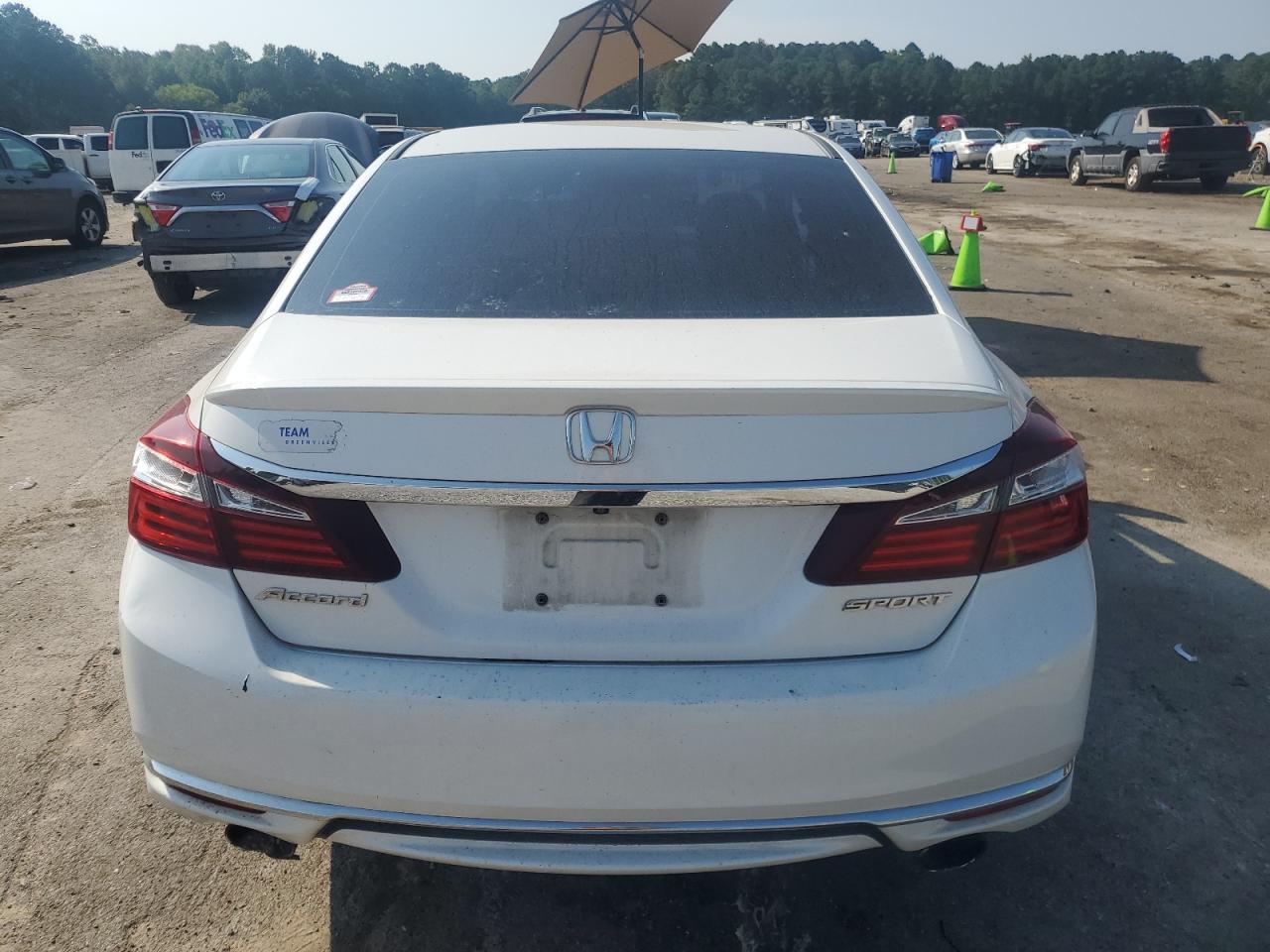 1HGCR2F52GA173638 2016 Honda Accord Sport