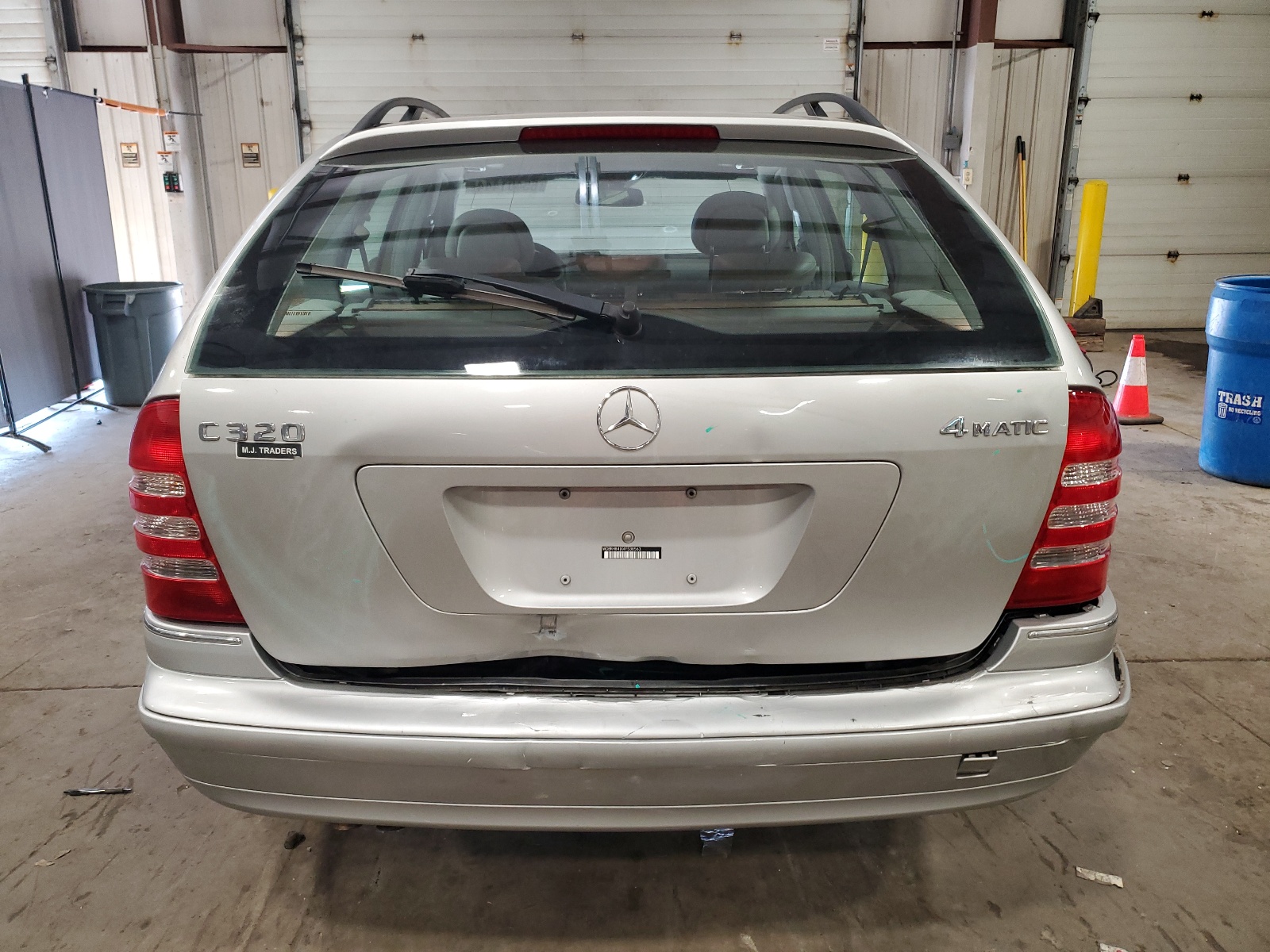 WDBRH84JX4F538563 2004 Mercedes-Benz C 320 4Matic