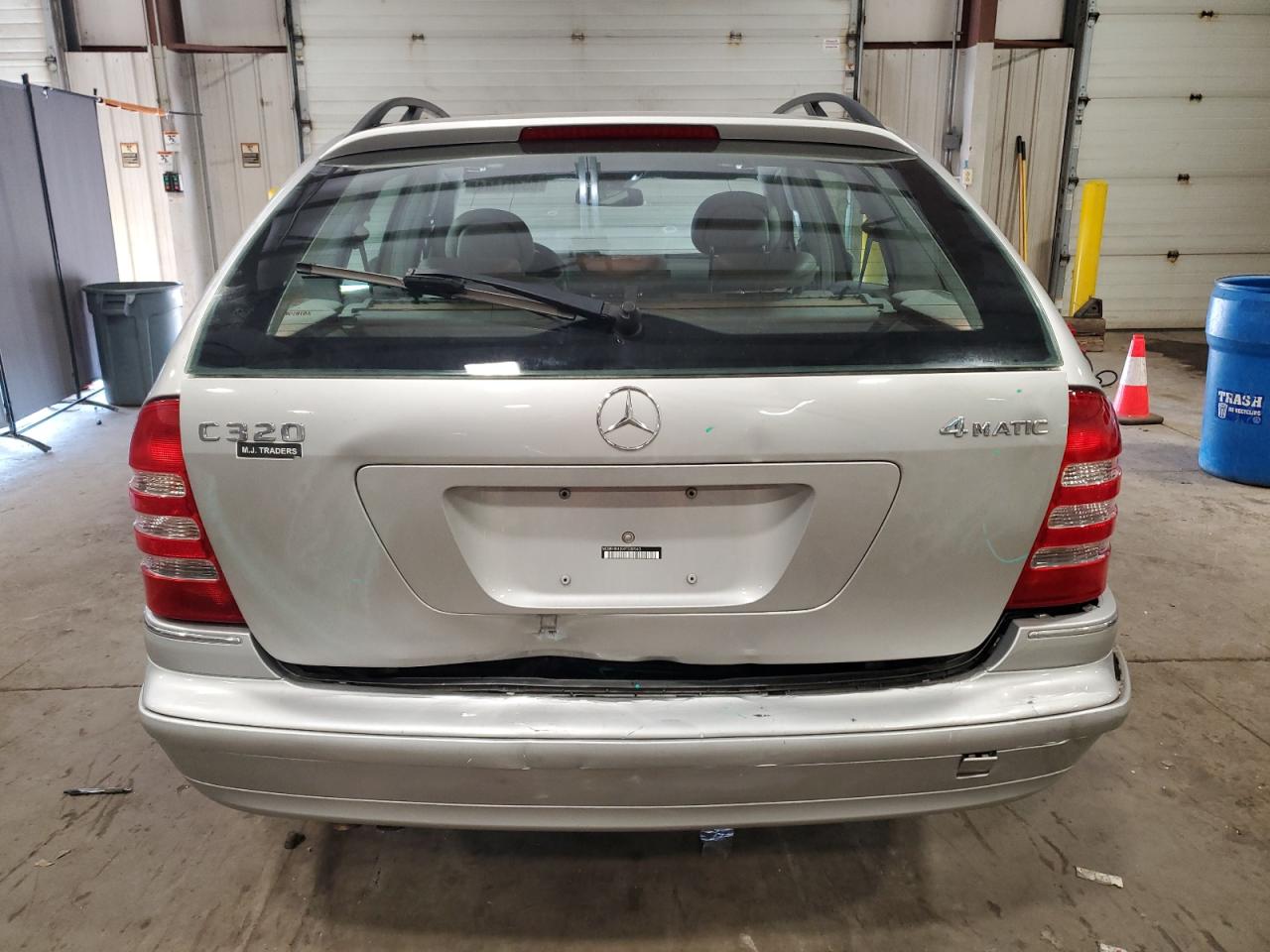 2004 Mercedes-Benz C 320 4Matic VIN: WDBRH84JX4F538563 Lot: 65401444