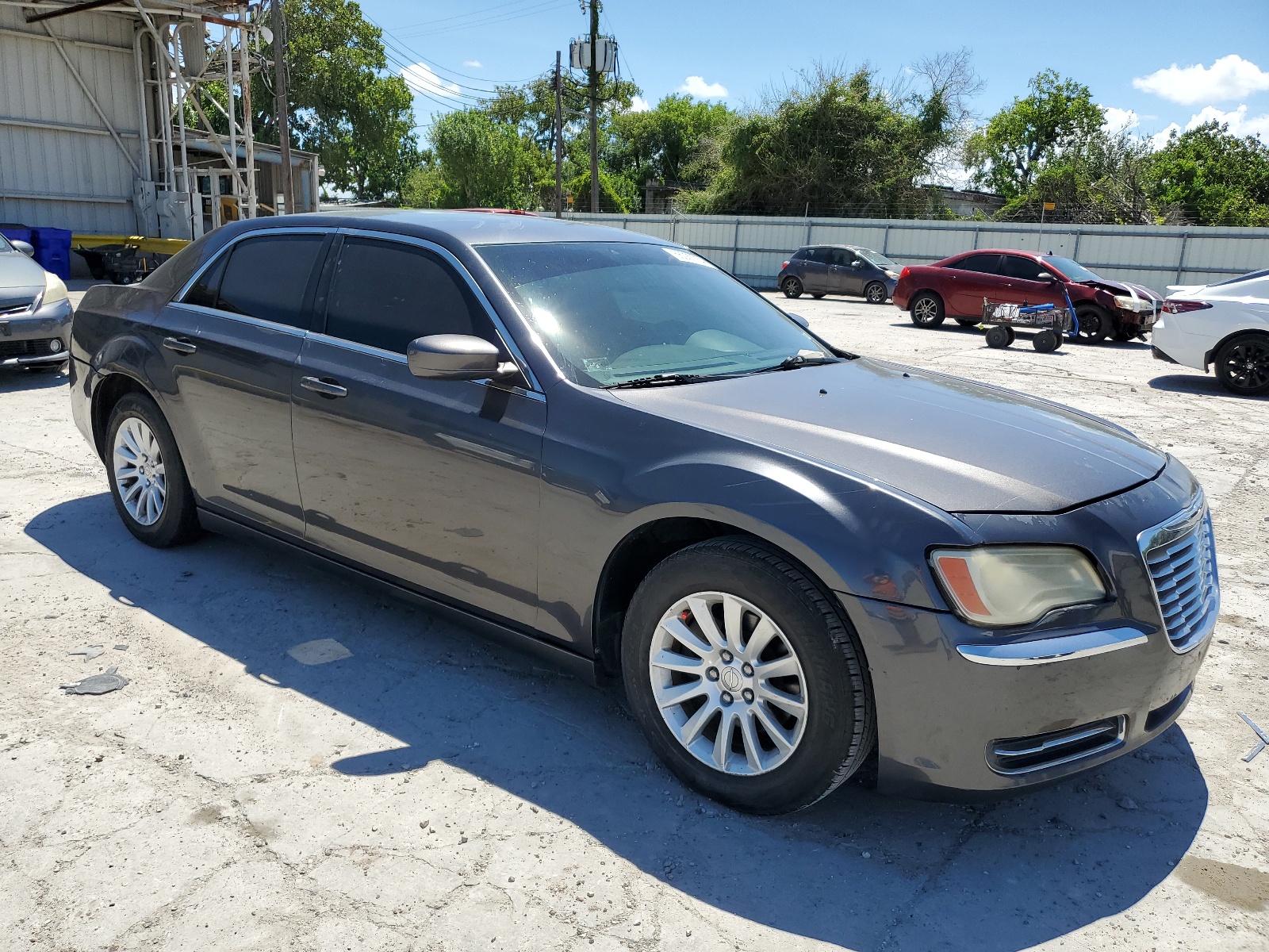 2013 Chrysler 300 vin: 2C3CCAAG0DH627017