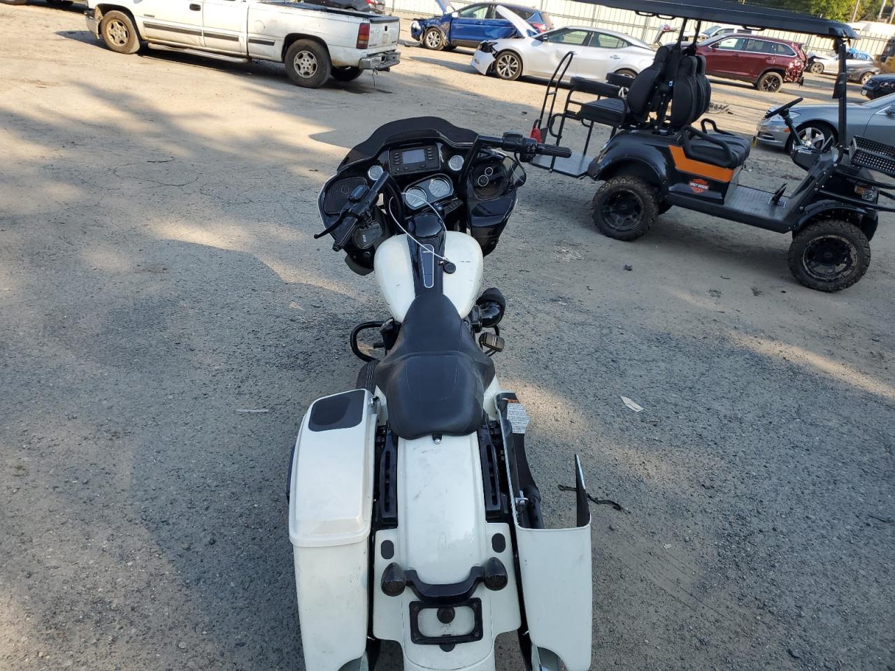 2018 Harley-Davidson Fltrxs Road Glide Special VIN: 1HD1KTC16JB639234 Lot: 66162614