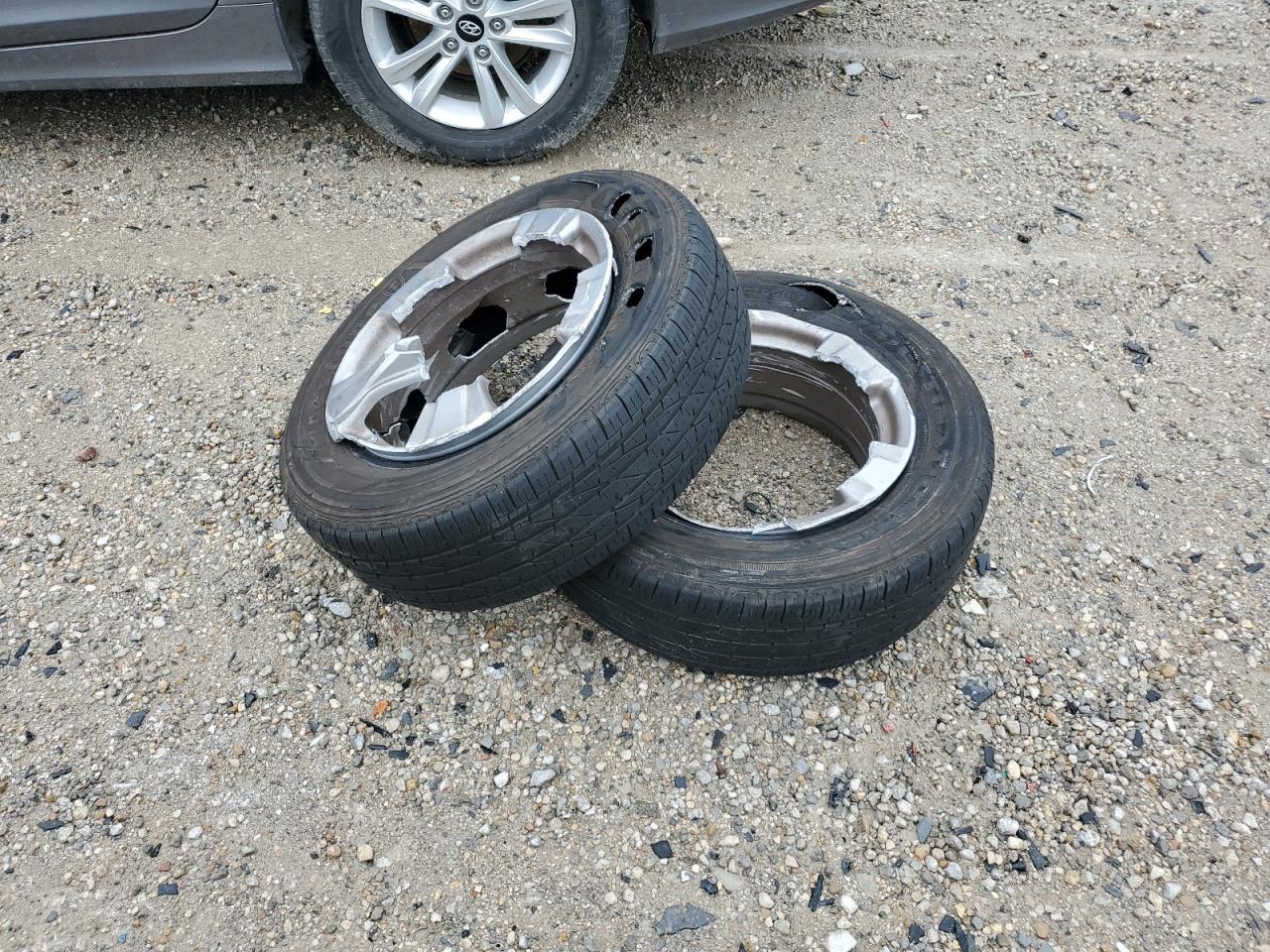 JTMW1RFV9PD098012 2023 Toyota Rav4 Xle