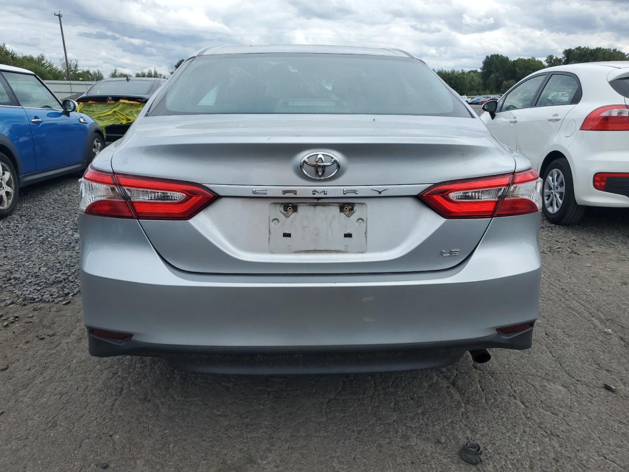 2018 Toyota Camry L VIN: 4T1B11HK5JU510528 Lot: 66154844