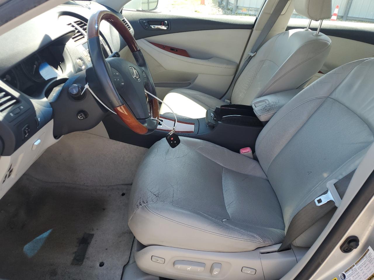 2007 Lexus Es 350 VIN: JTHBJ46G572150071 Lot: 69099414