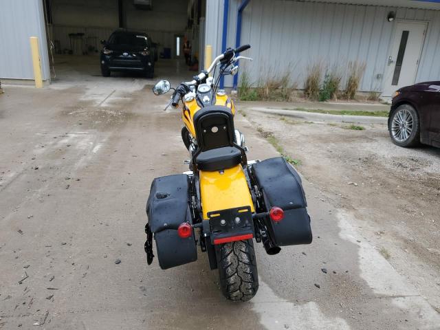 2011 HARLEY-DAVIDSON FXDWG 