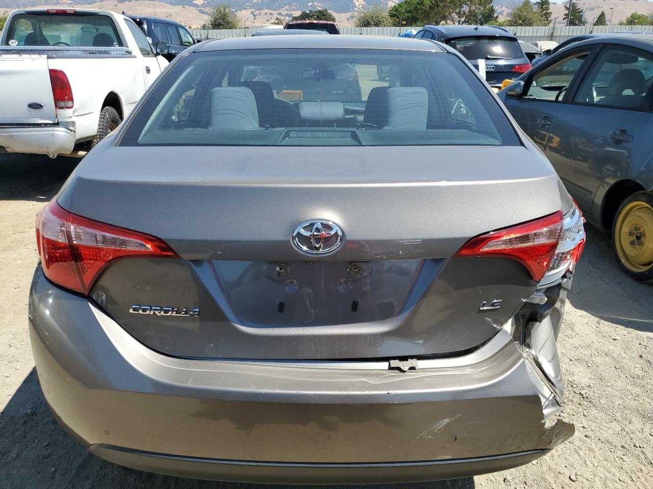 2018 Toyota Corolla L VIN: 2T1BURHE4JC124930 Lot: 68898694