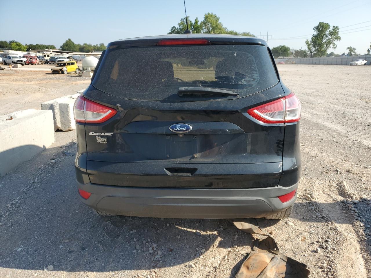 VIN 1FMCU0F75GUA52826 2016 FORD ESCAPE no.6