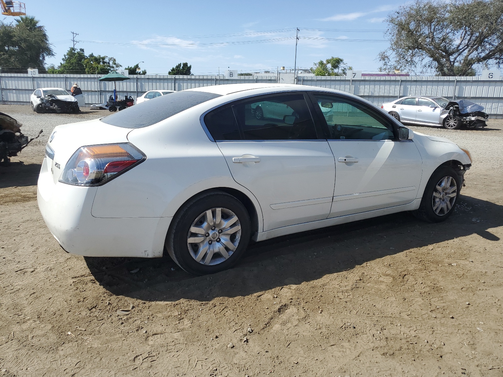 2012 Nissan Altima Base vin: 1N4AL2AP2CN486021