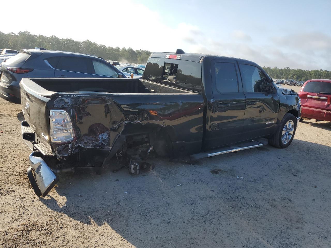 2021 RAM 1500 - Image 3