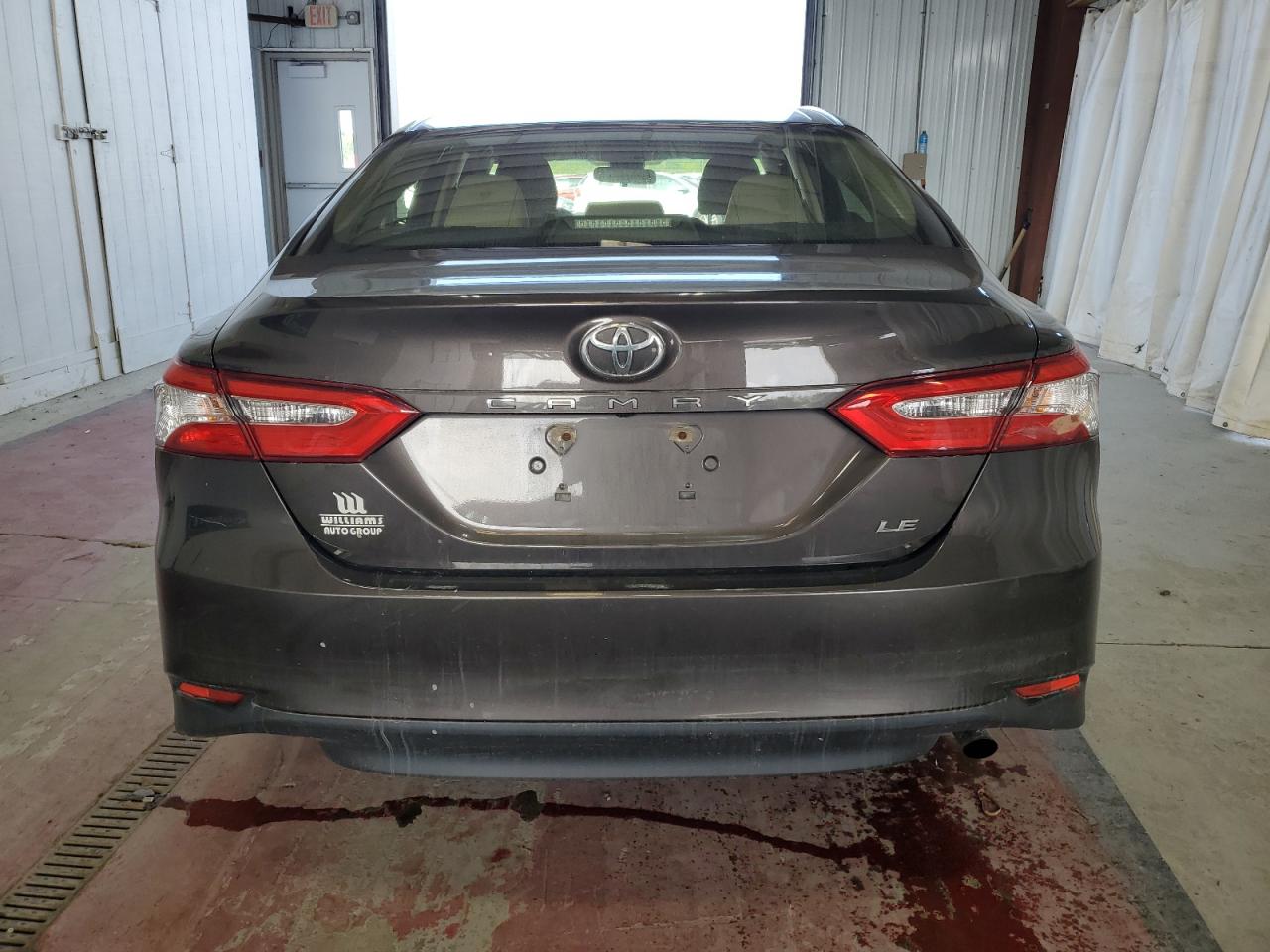 JTNB11HK2J3044983 2018 Toyota Camry L