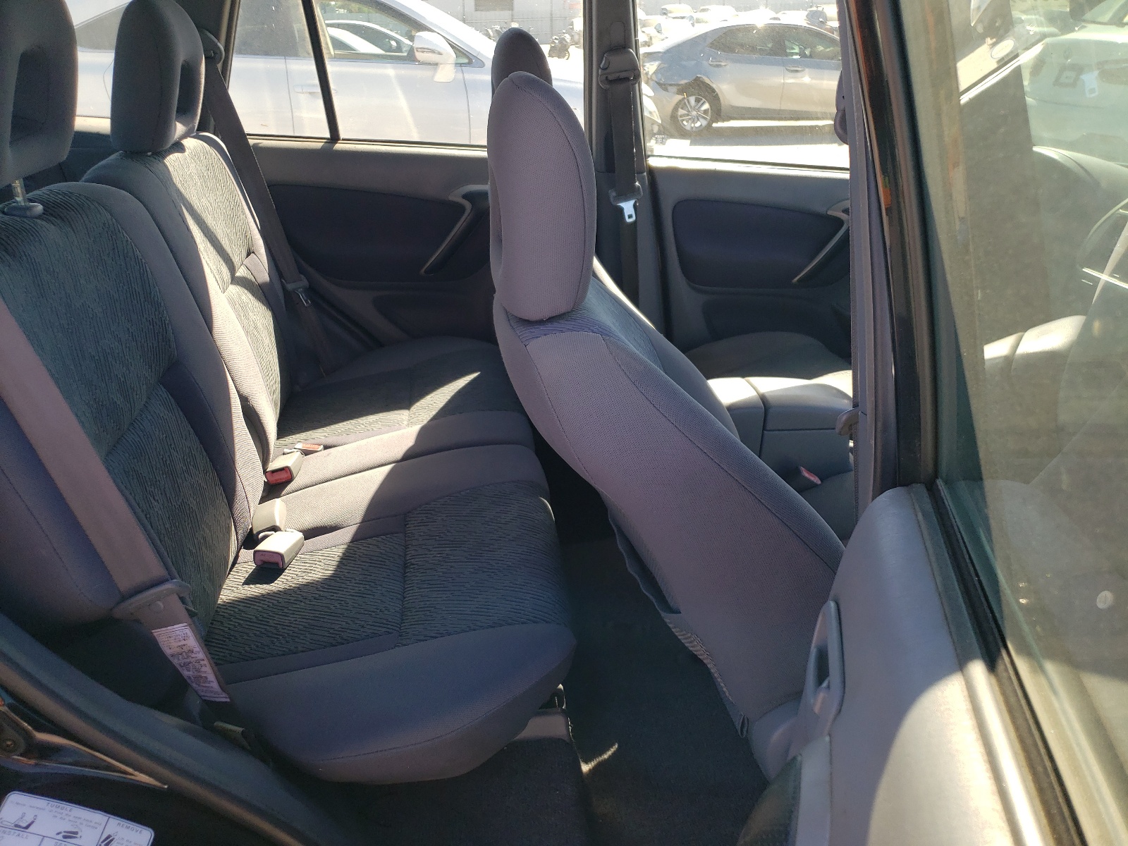 JTEGH20VX30102839 2003 Toyota Rav4