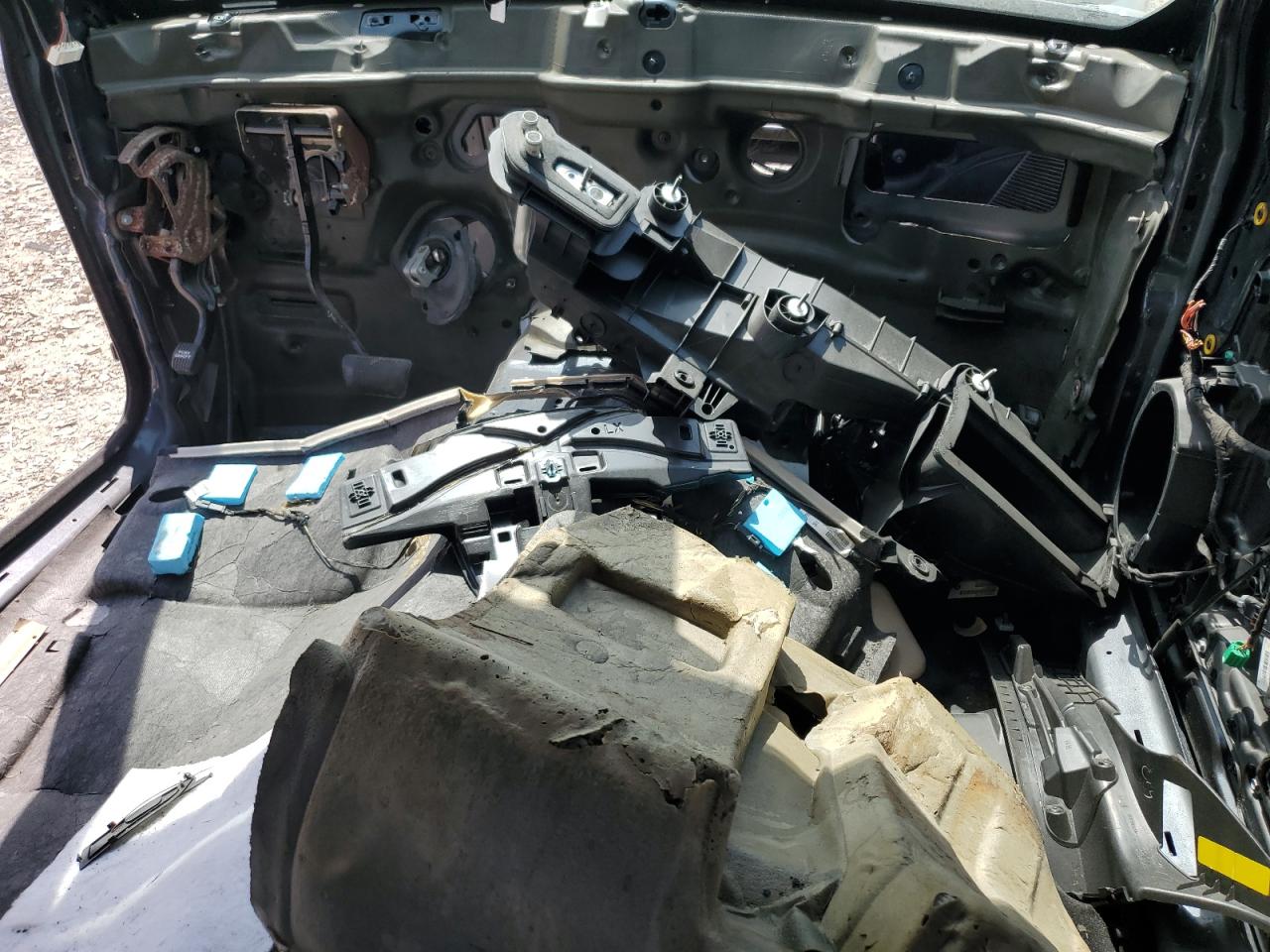 2016 Chrysler 300 - Image 8