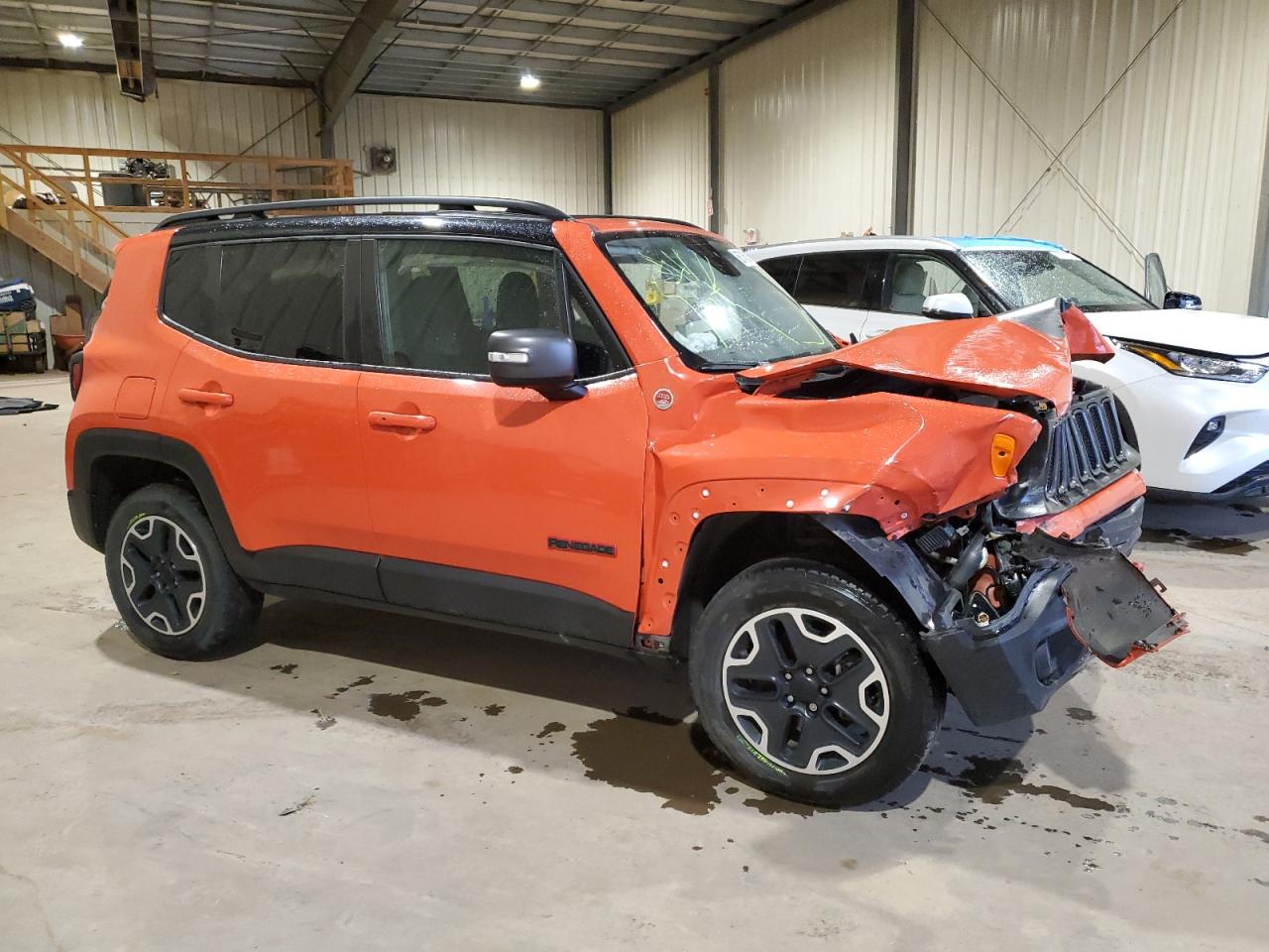 2017 Jeep Renegade - Image 4
