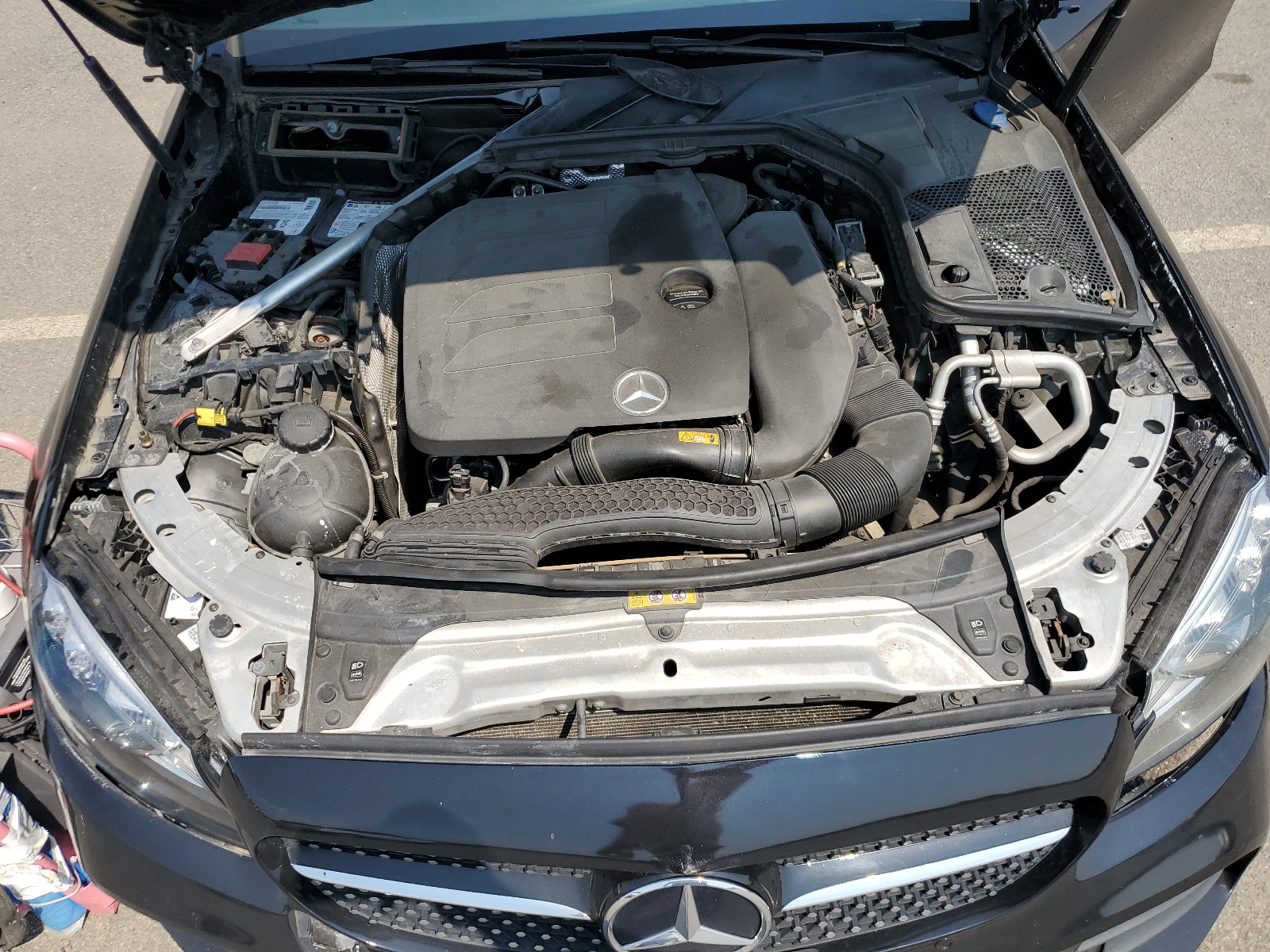 WDDWF8EB1KR518995 2019 Mercedes-Benz C 300 4Matic