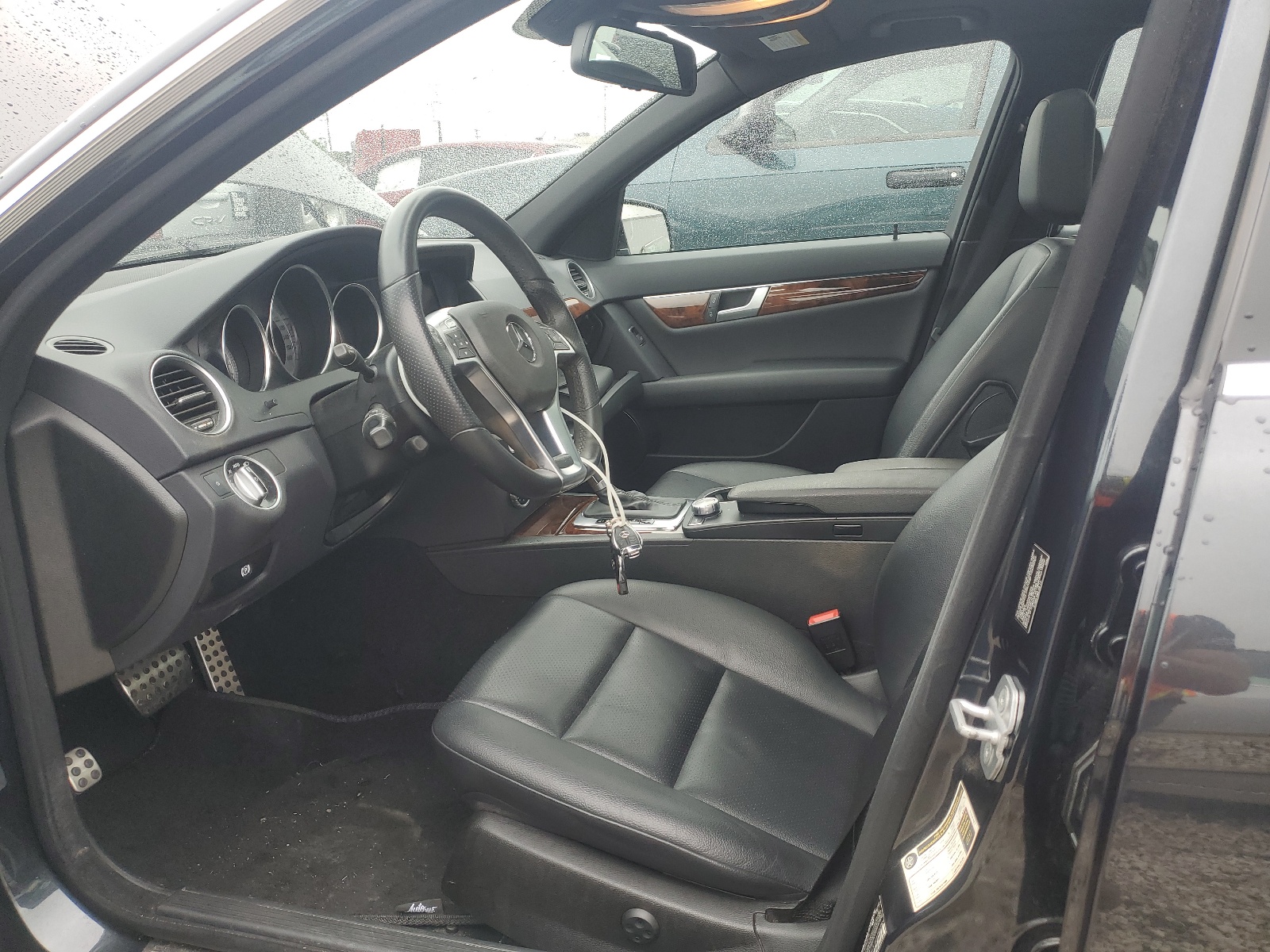 WDDGF8BB4CR209368 2012 Mercedes-Benz C 300 4Matic