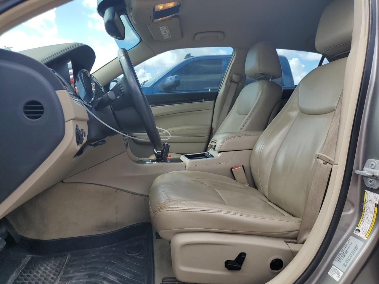 2014 Chrysler 300 VIN: 2C3CCAAG2EH328730 Lot: 68912144