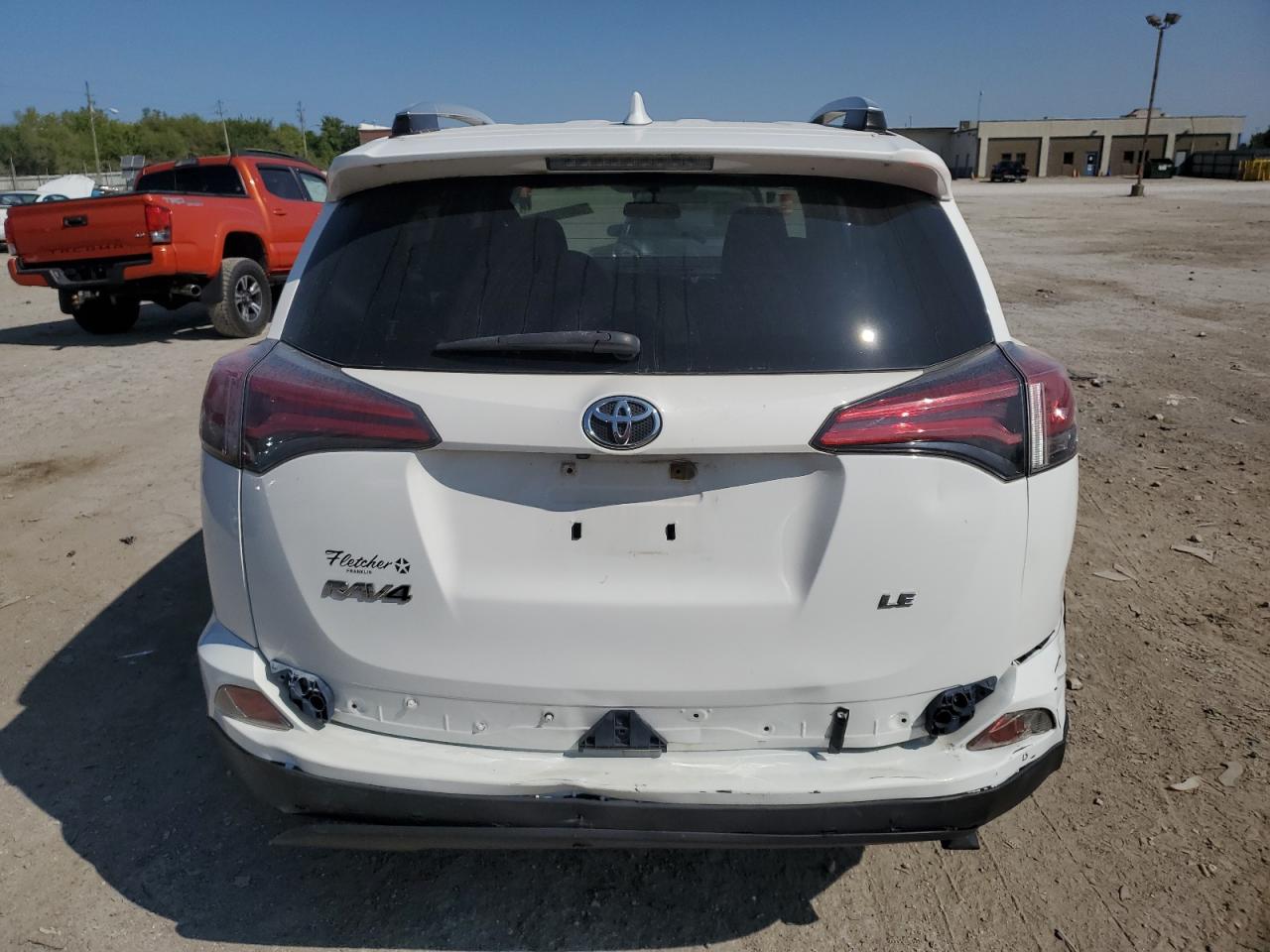 2016 Toyota Rav4 Le VIN: JTMZFREV2GD084131 Lot: 68271804