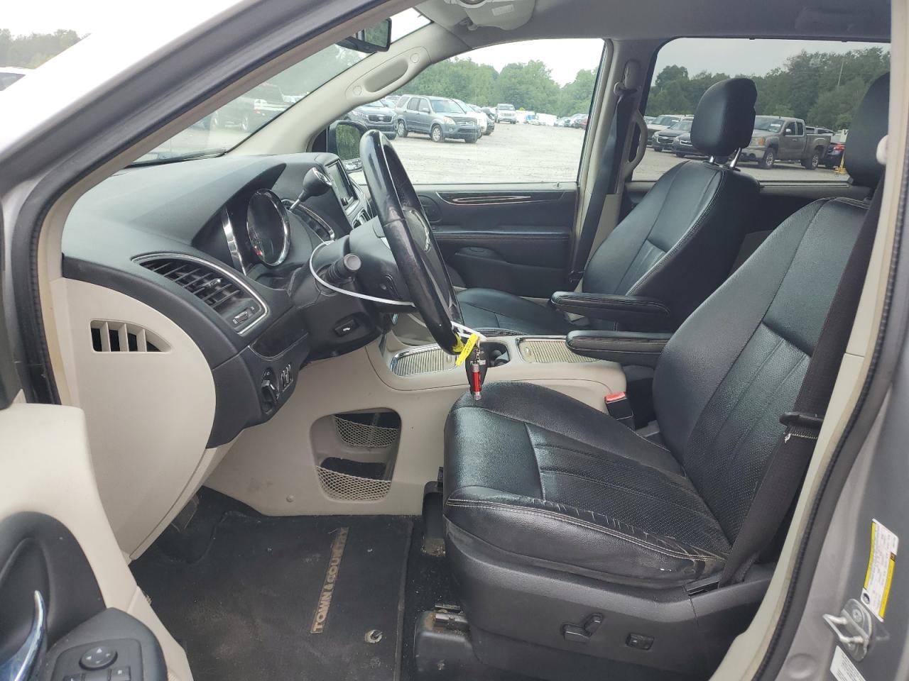 2014 Chrysler Town & Country Touring L VIN: 2C4RC1CG9ER377758 Lot: 65945814