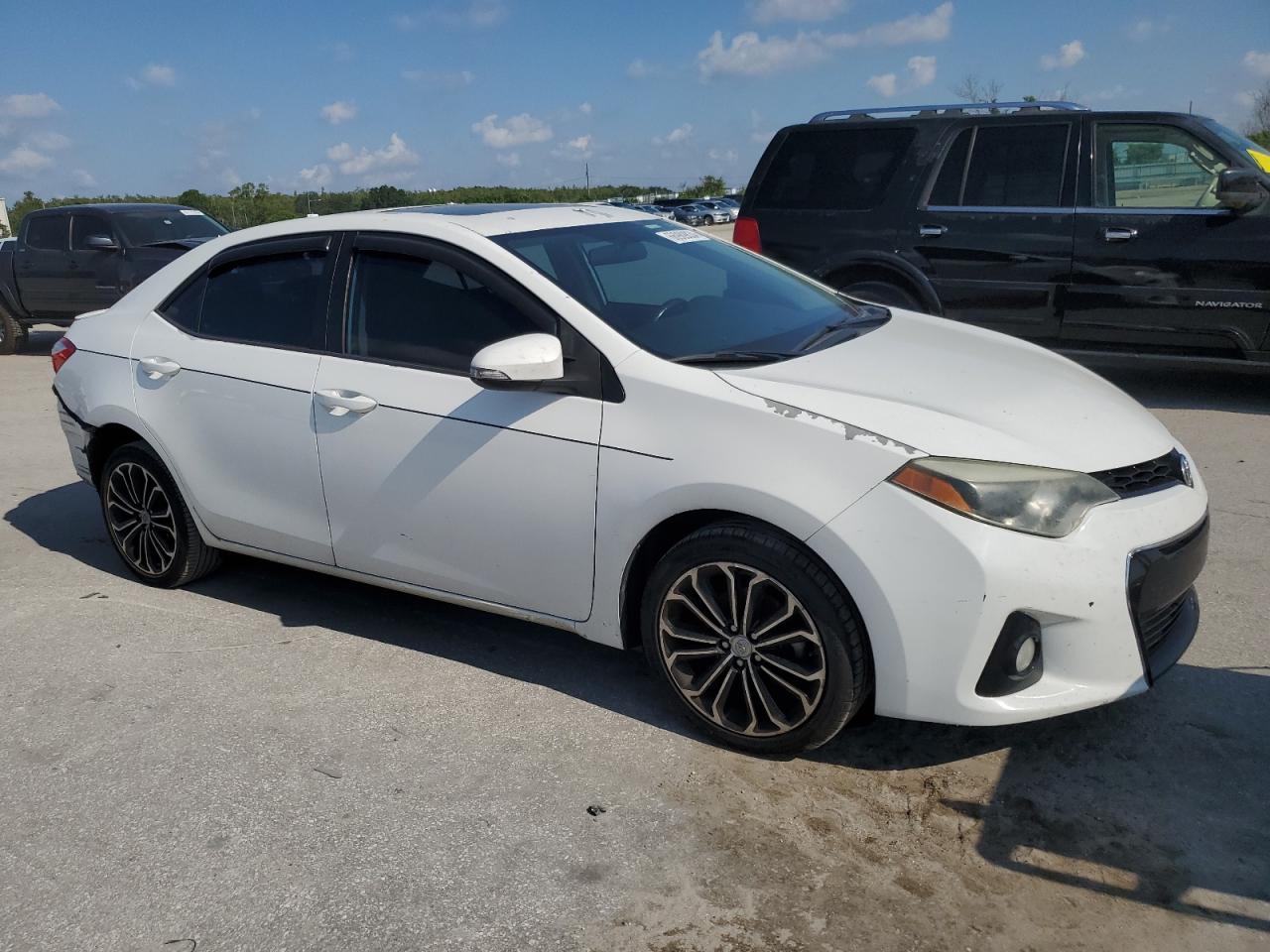 2016 Toyota Corolla L VIN: 5YFBURHE1GP488425 Lot: 66989834