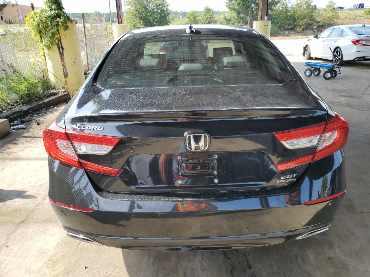 1HGCV2F92JA029318 2018 Honda Accord Touring