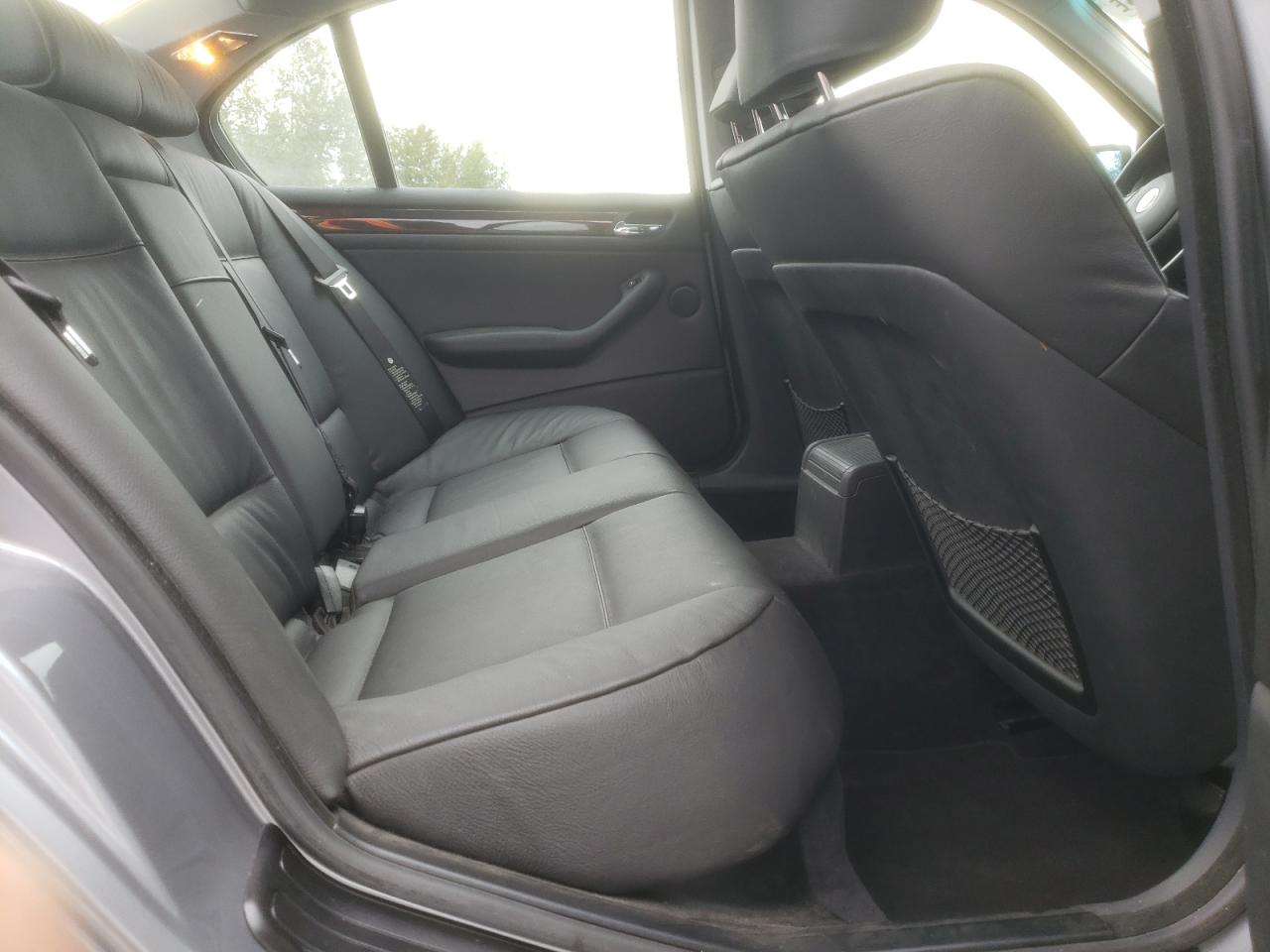 2004 BMW 325 I VIN: WBAEV33464PD01070 Lot: 67611564