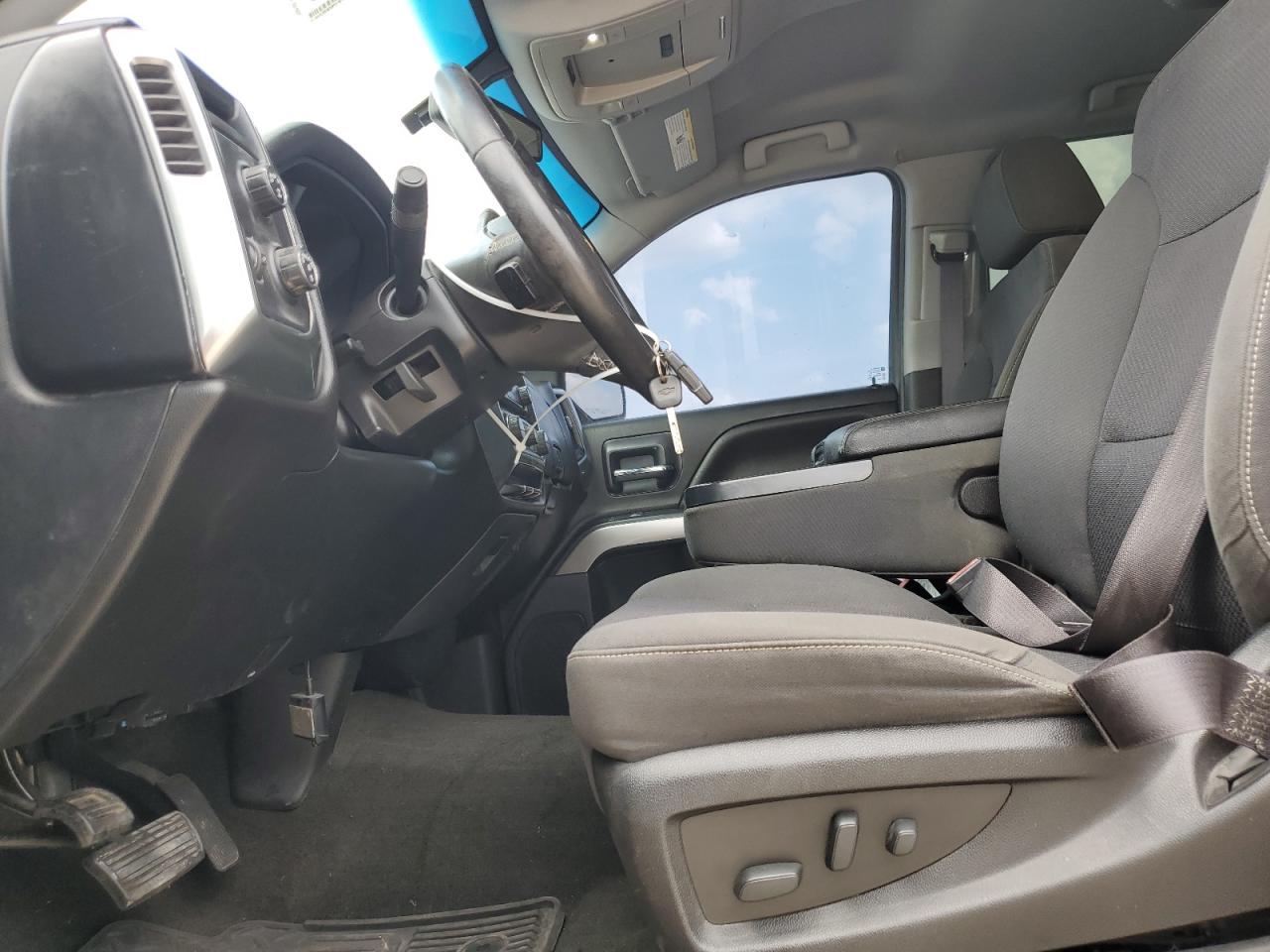 2017 Chevrolet Silverado K1500 Lt VIN: 3GCUKREC9HG421046 Lot: 68770194