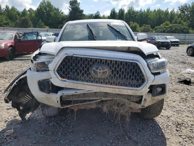  TOYOTA TACOMA 2019 Білий