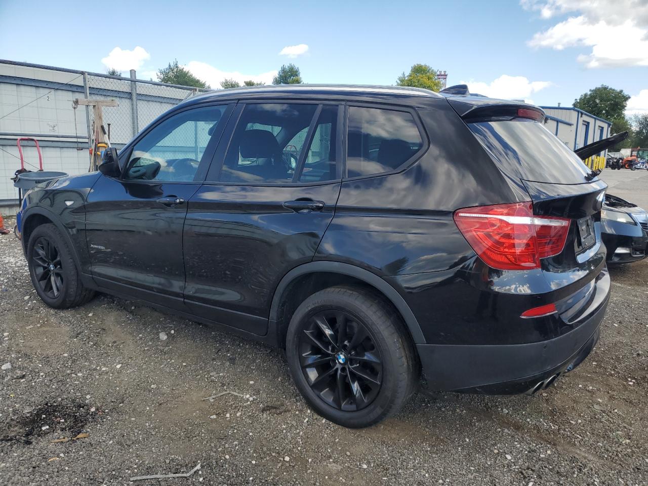 VIN 5UXWX9C58E0D17275 2014 BMW X3 no.2