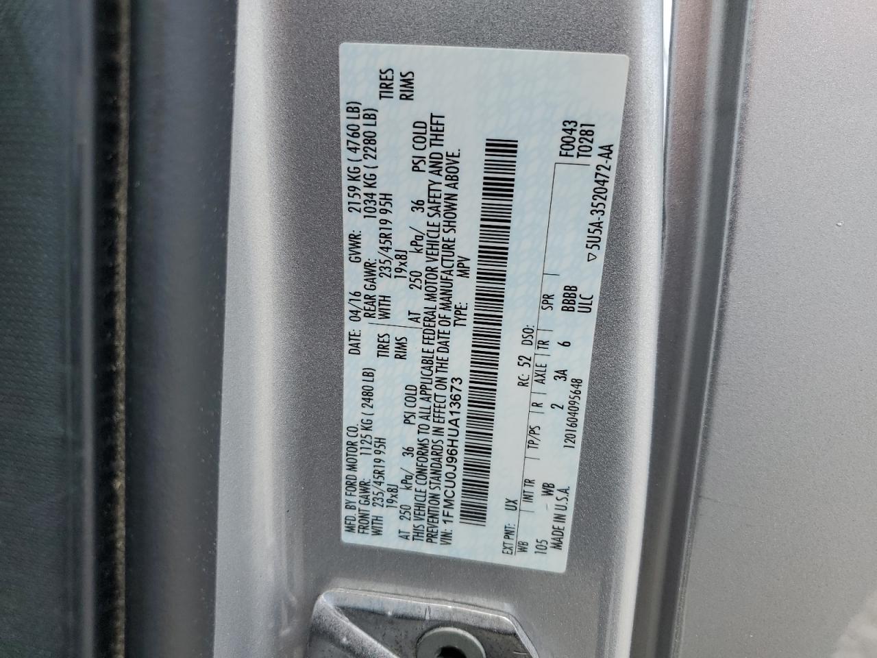 1FMCU0J96HUA13673 2017 Ford Escape Titanium