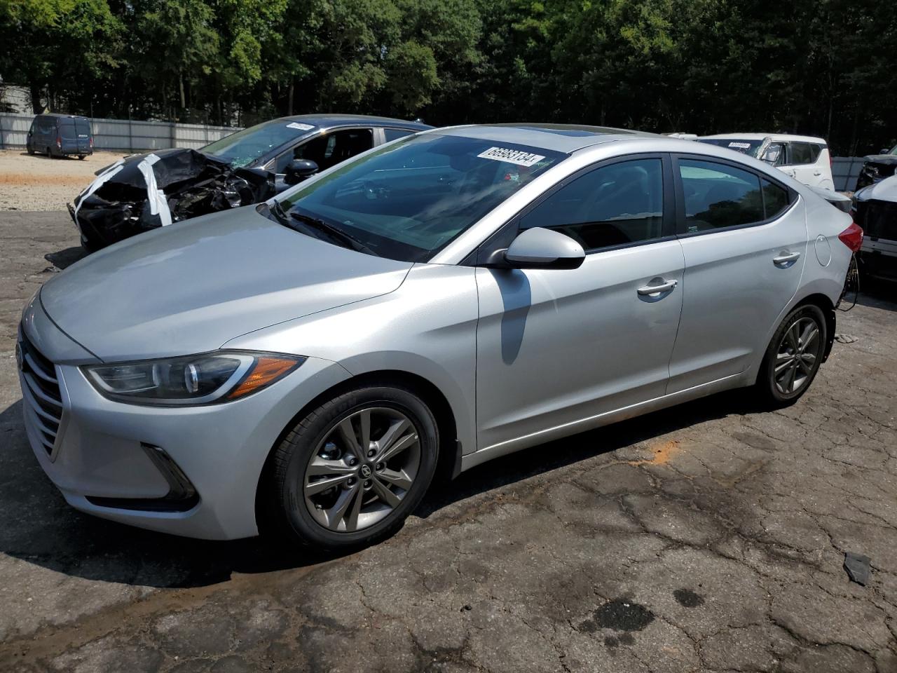 5NPD84LF7JH385272 2018 HYUNDAI ELANTRA - Image 1