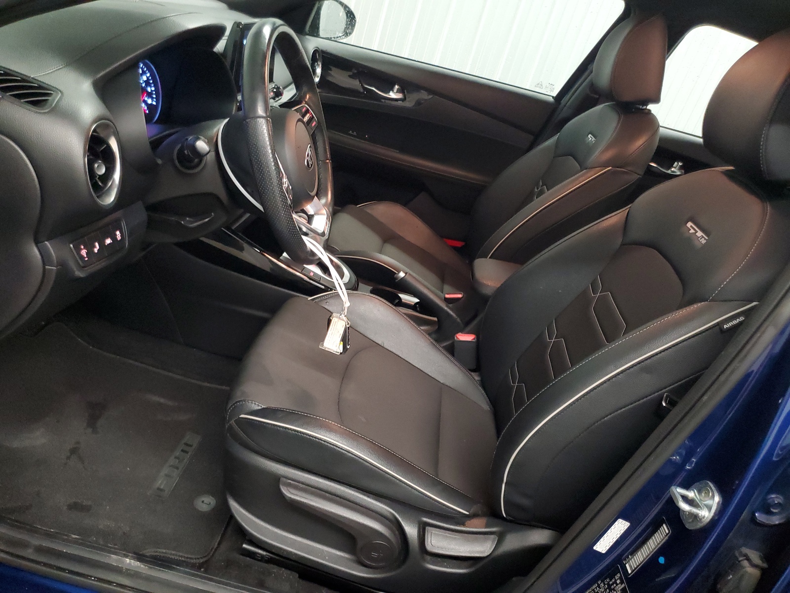 3KPF34AD2ME423928 2021 Kia Forte Gt Line