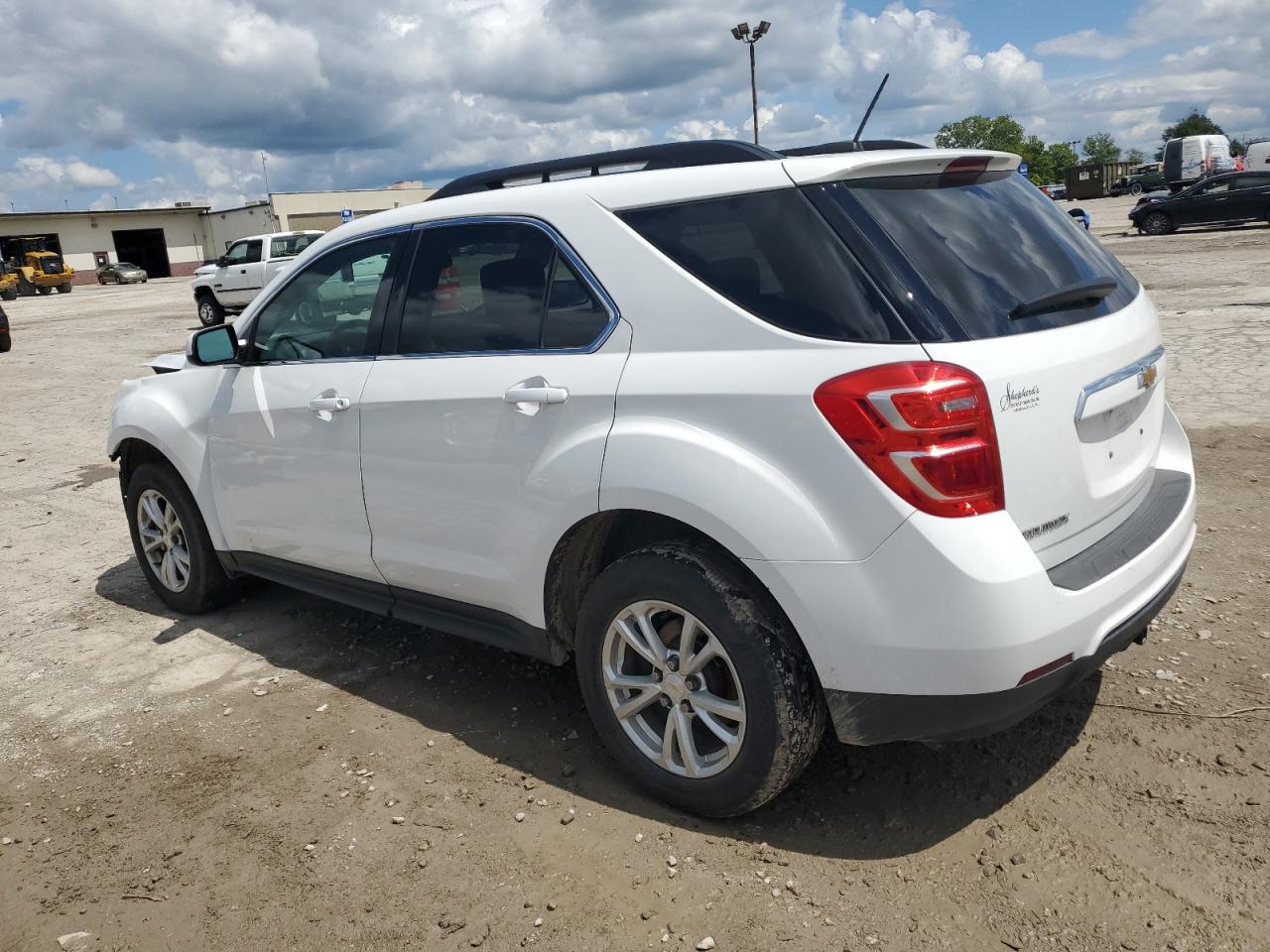 2GNALCEK5H1580506 2017 CHEVROLET EQUINOX - Image 2