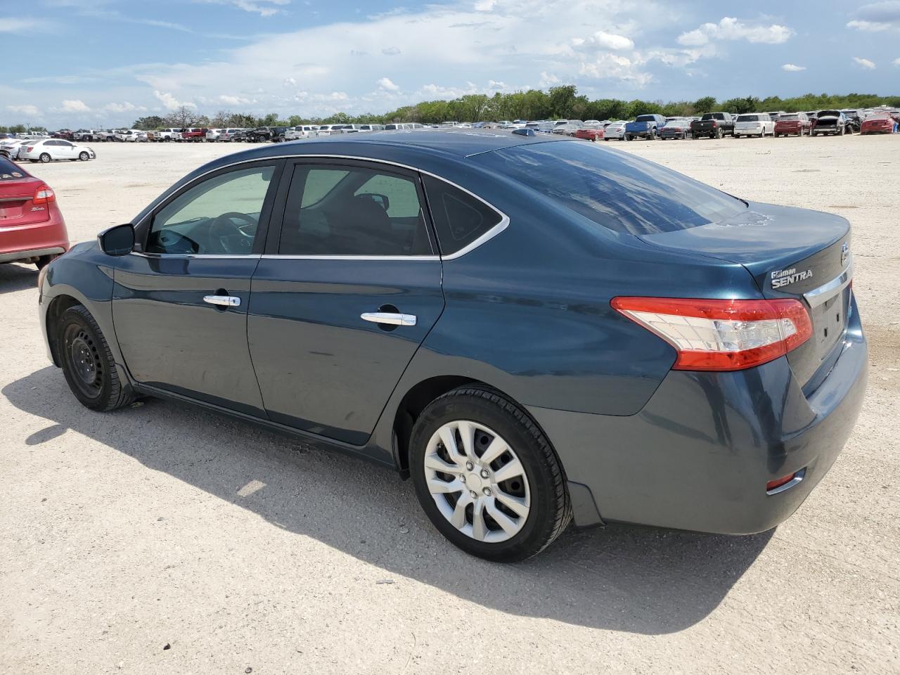2014 Nissan Sentra - Image 2