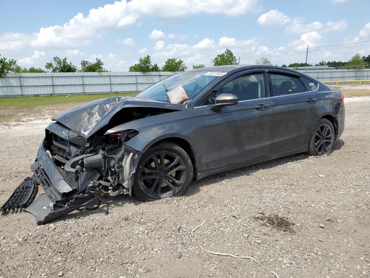 3FA6P0G77HR392856 2017 FORD FUSION - Image 1