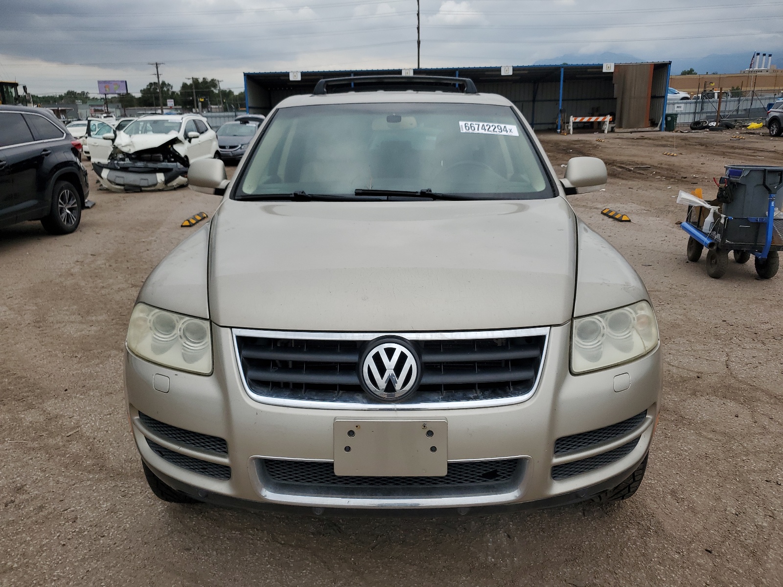 WVGEM77LX4D081733 2004 Volkswagen Touareg 4.2