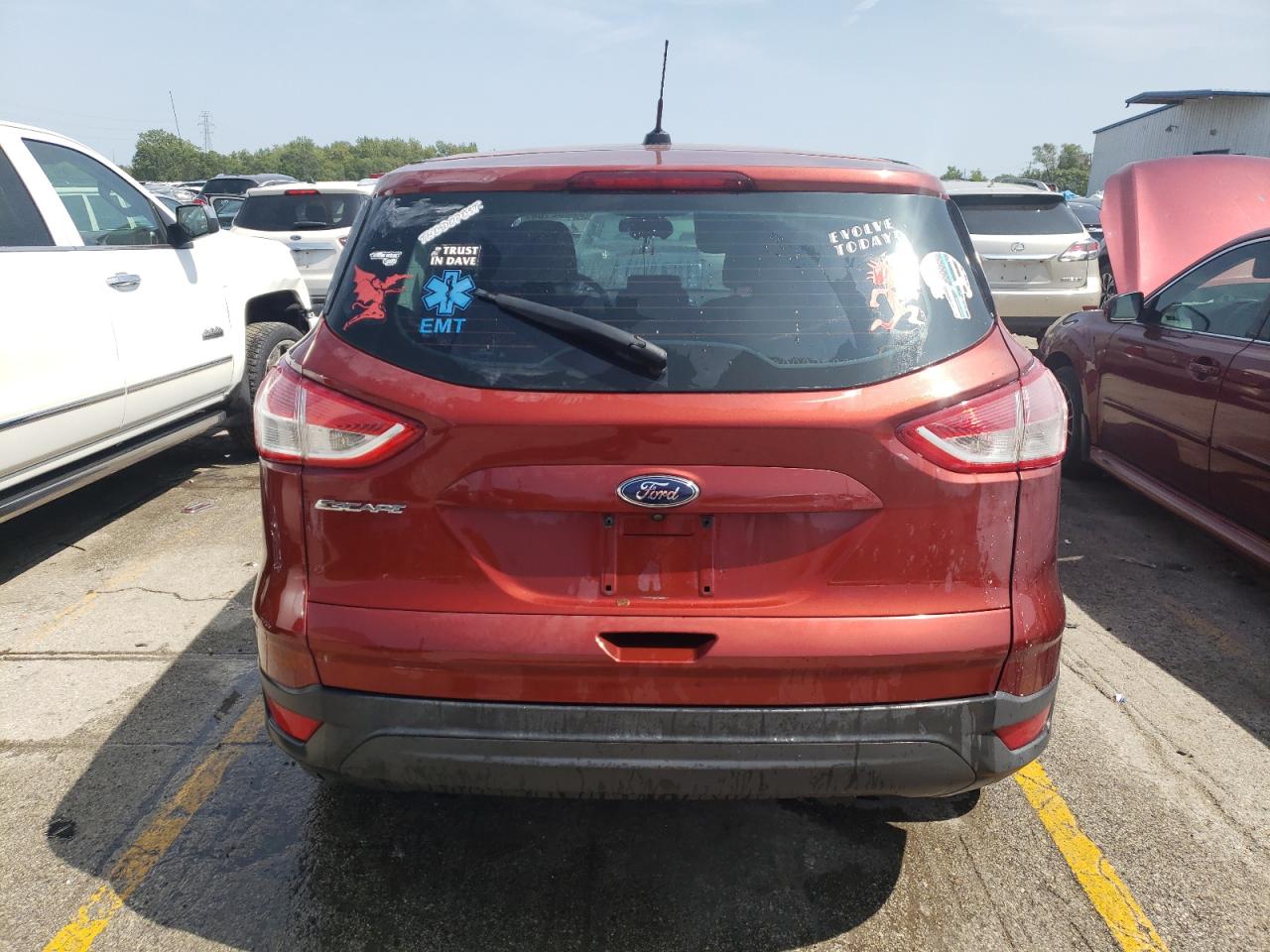 2014 Ford Escape S VIN: 1FMCU0F71EUC05926 Lot: 68262164