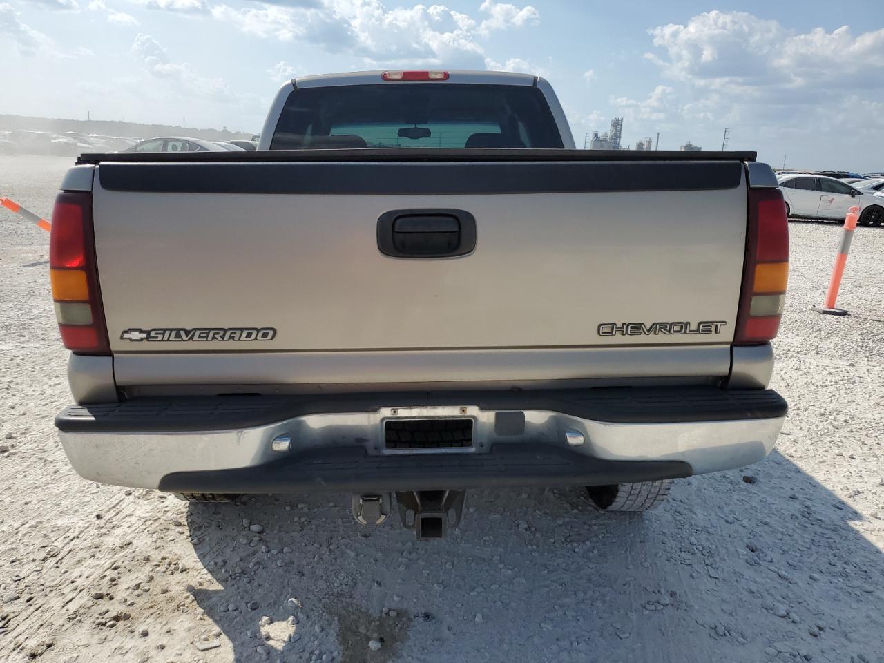 1GCGK29U8YE356723 2000 Chevrolet Silverado K2500