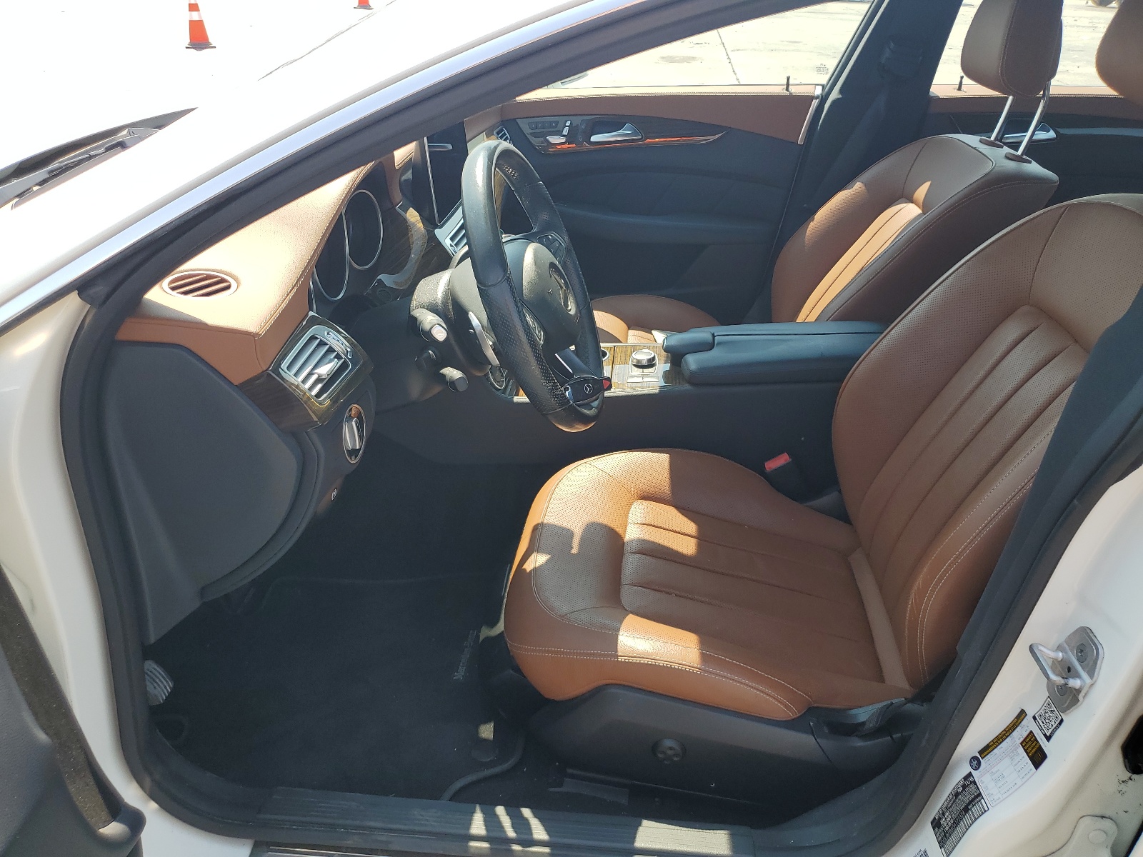 WDDLJ6FB6GA172324 2016 Mercedes-Benz Cls 400