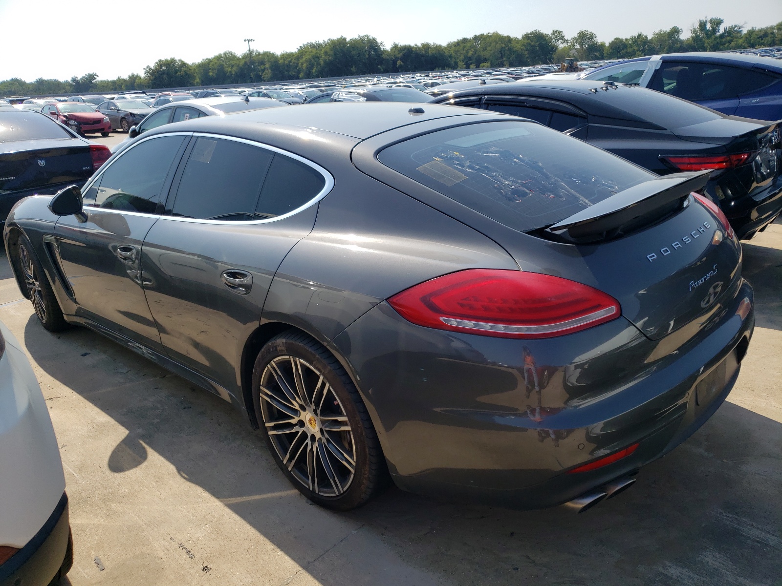 2016 Porsche Panamera S vin: WP0AB2A74GL050222