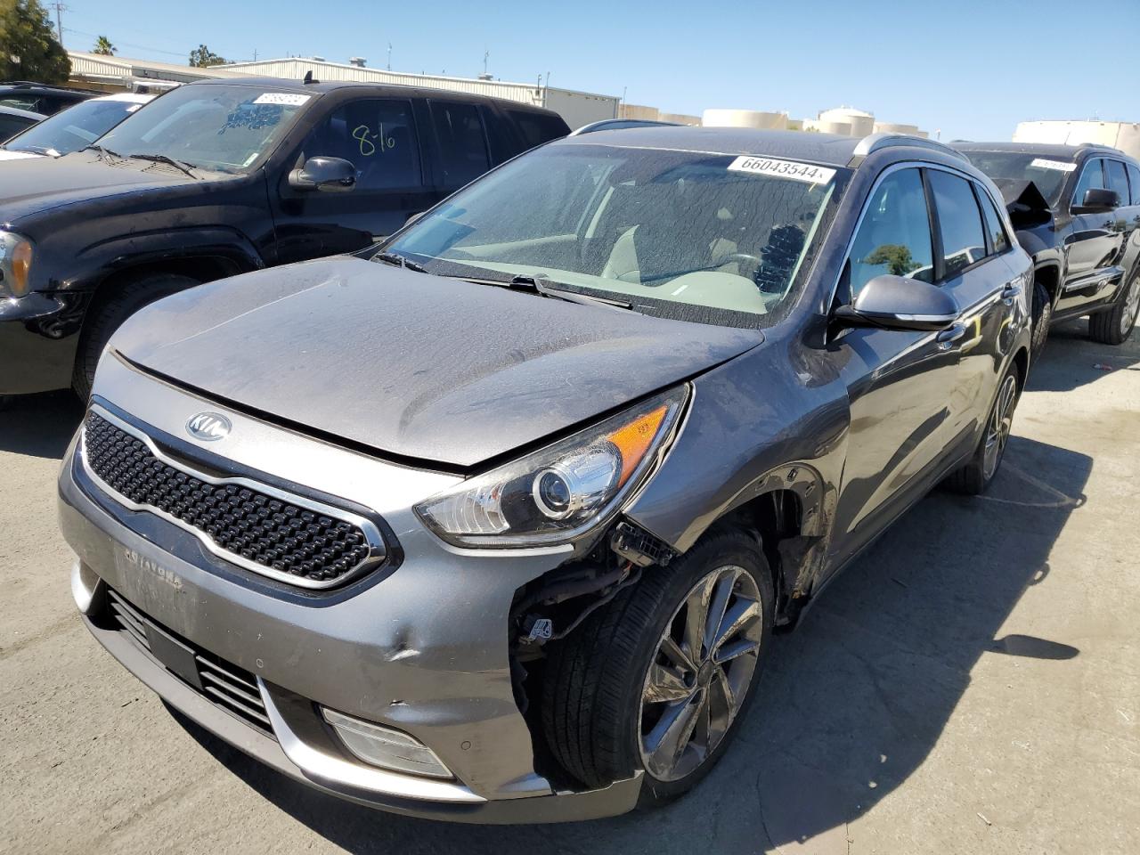 KNDCE3LC2H5059720 2017 KIA NIRO - Image 1