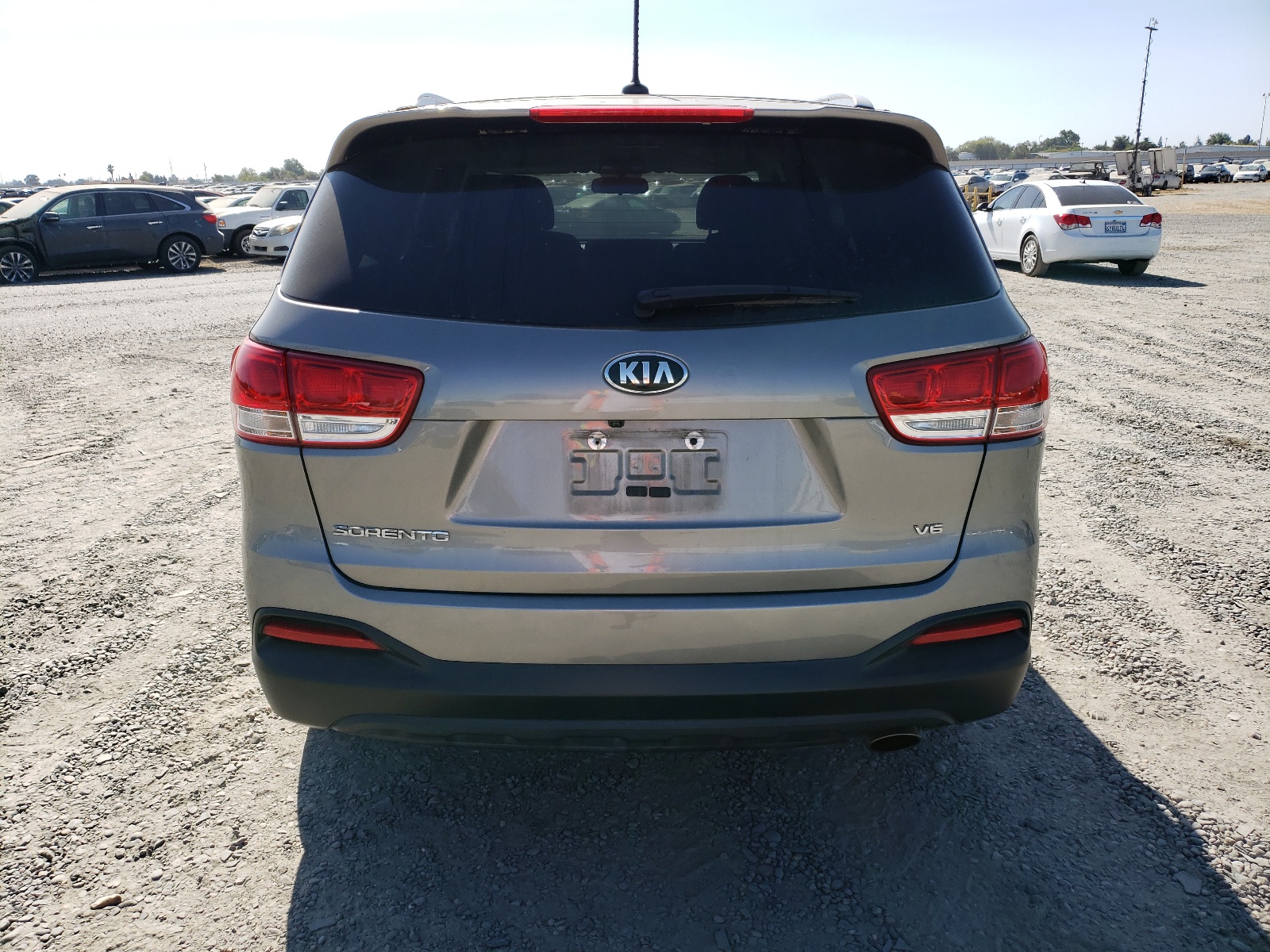 5XYPGDA56JG373406 2018 Kia Sorento Lx