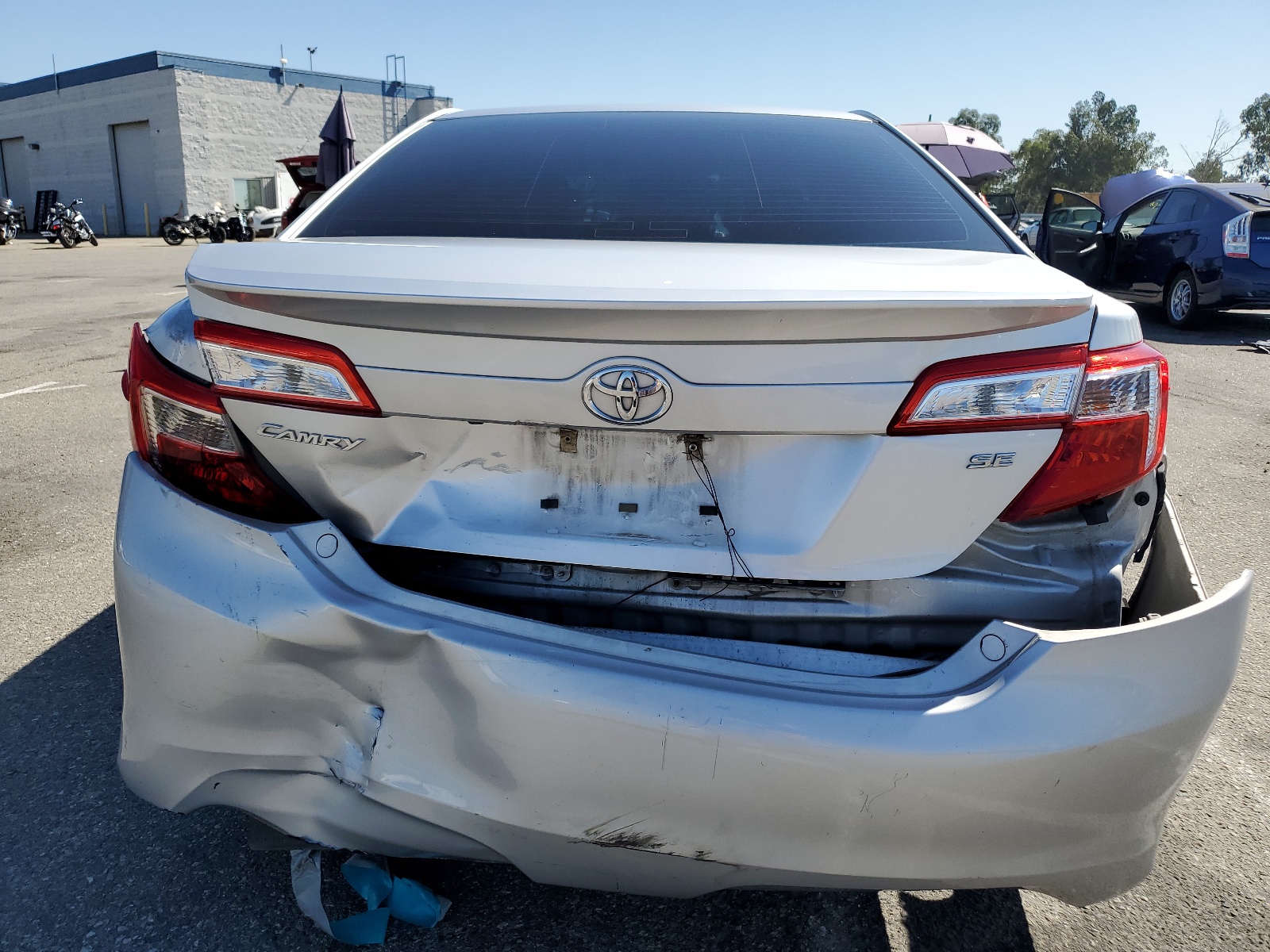 4T1BF1FK1EU367989 2014 Toyota Camry L