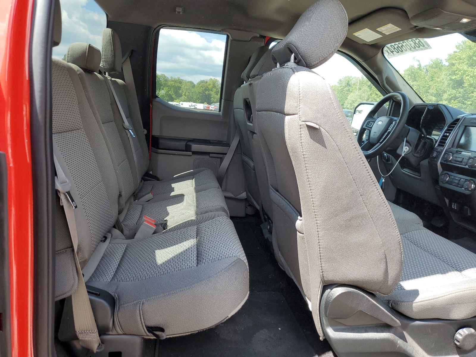 1FTFX1E56KFC81821 2019 Ford F150 Super Cab