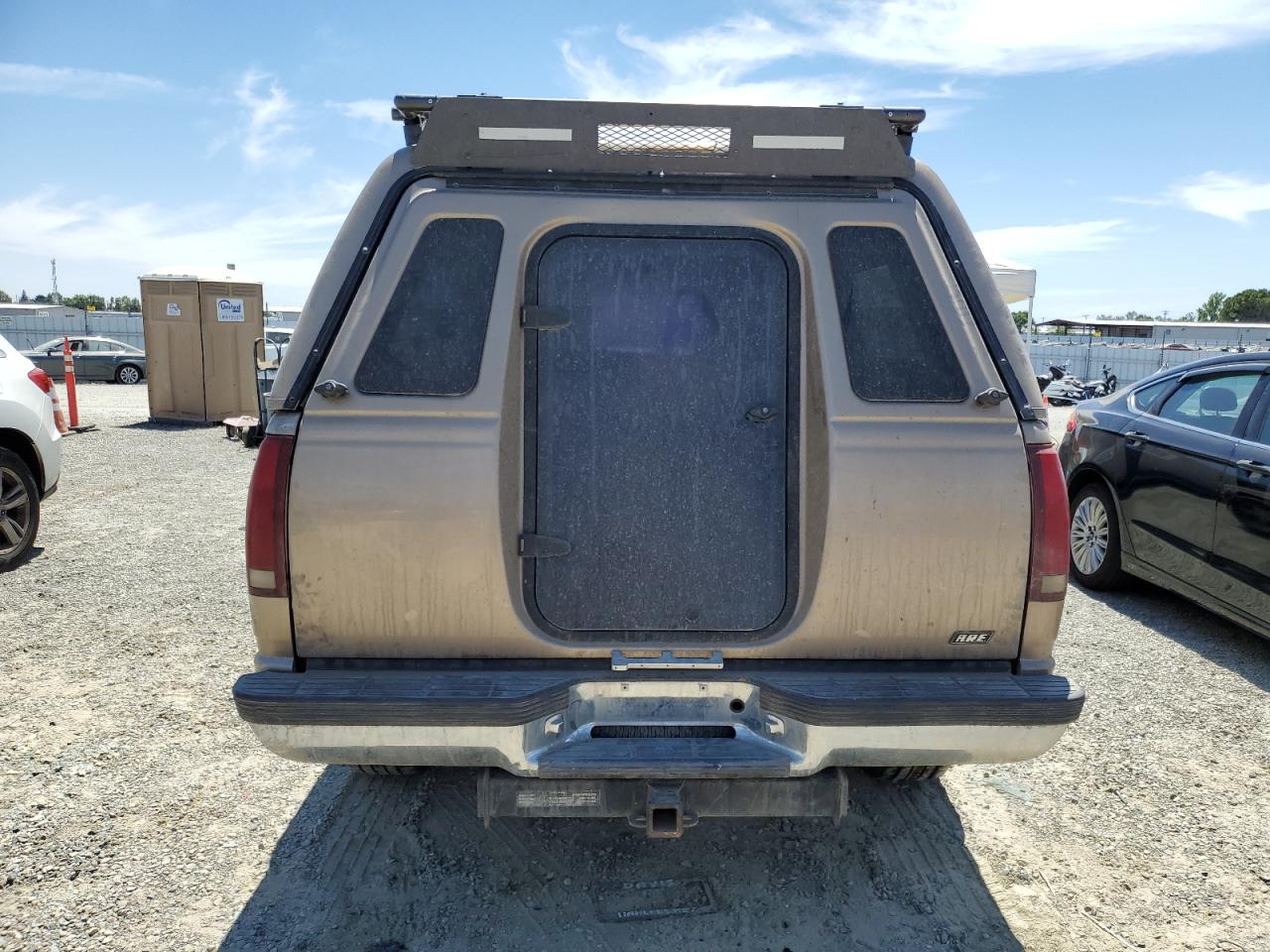 1995 Chevrolet Gmt-400 K1500 VIN: 1GCEK19K2SE221907 Lot: 65854924