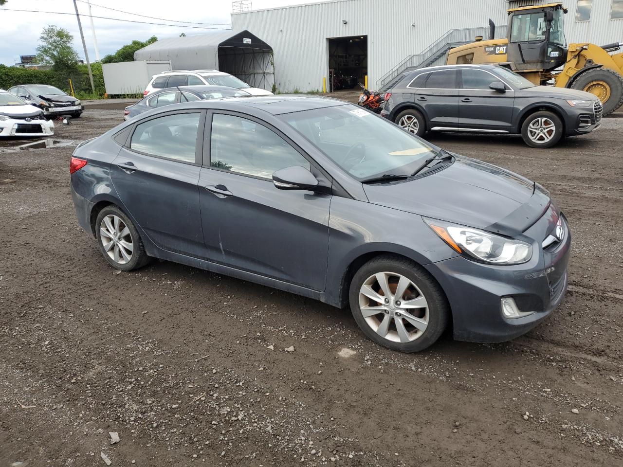 2013 Hyundai Accent - Image 4