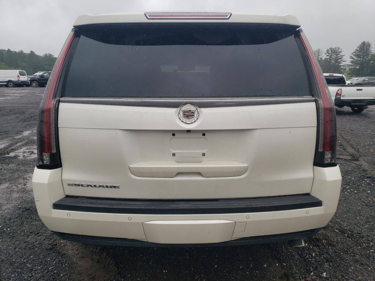 1GYS4BKJ1FR257973 2015 Cadillac Escalade Luxury